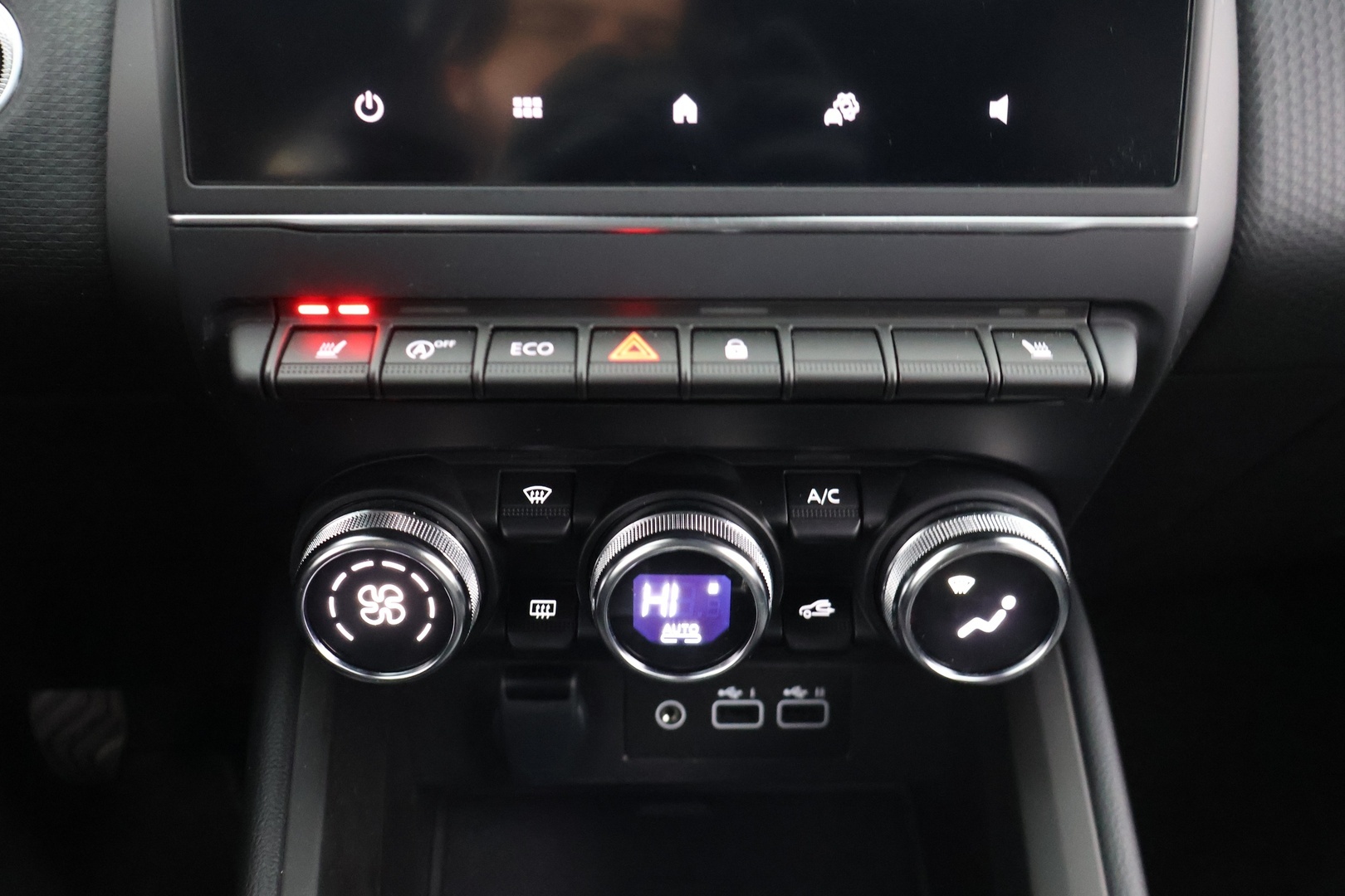 MITSUBISHI Colt 2024