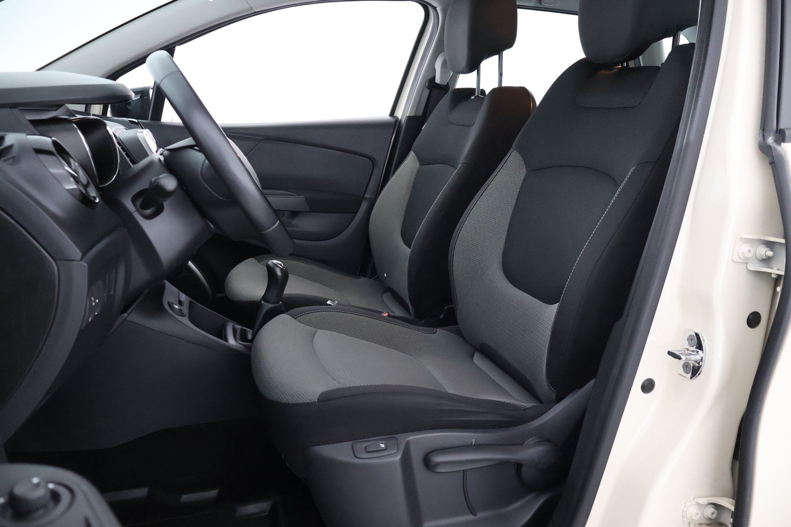 RENAULT Captur 2015