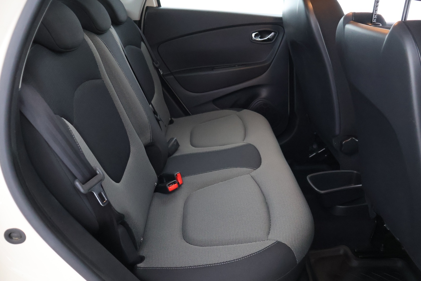 RENAULT Captur 2015
