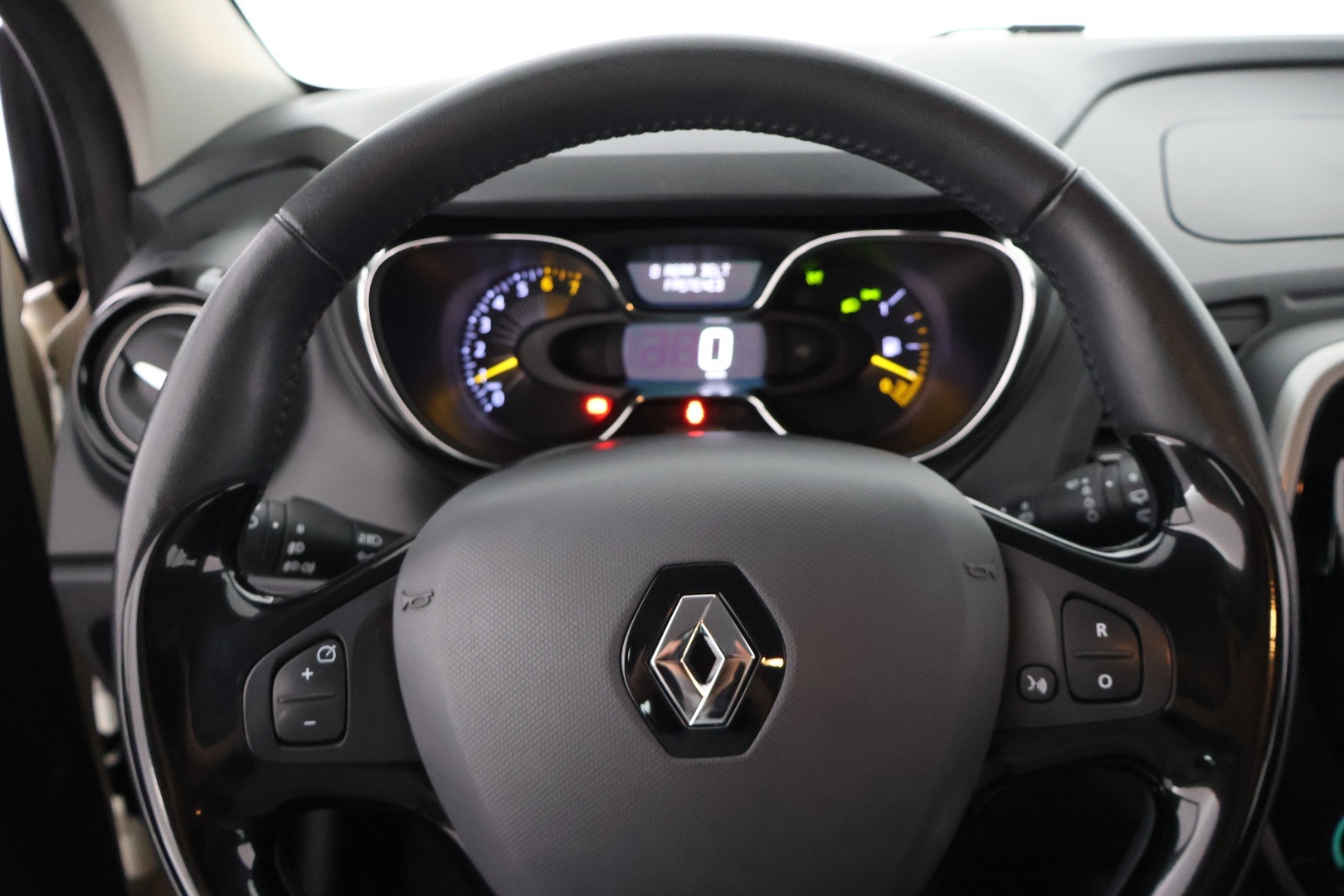 RENAULT Captur 2015