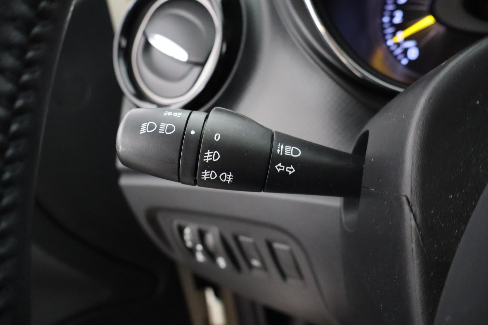 RENAULT Captur 2015