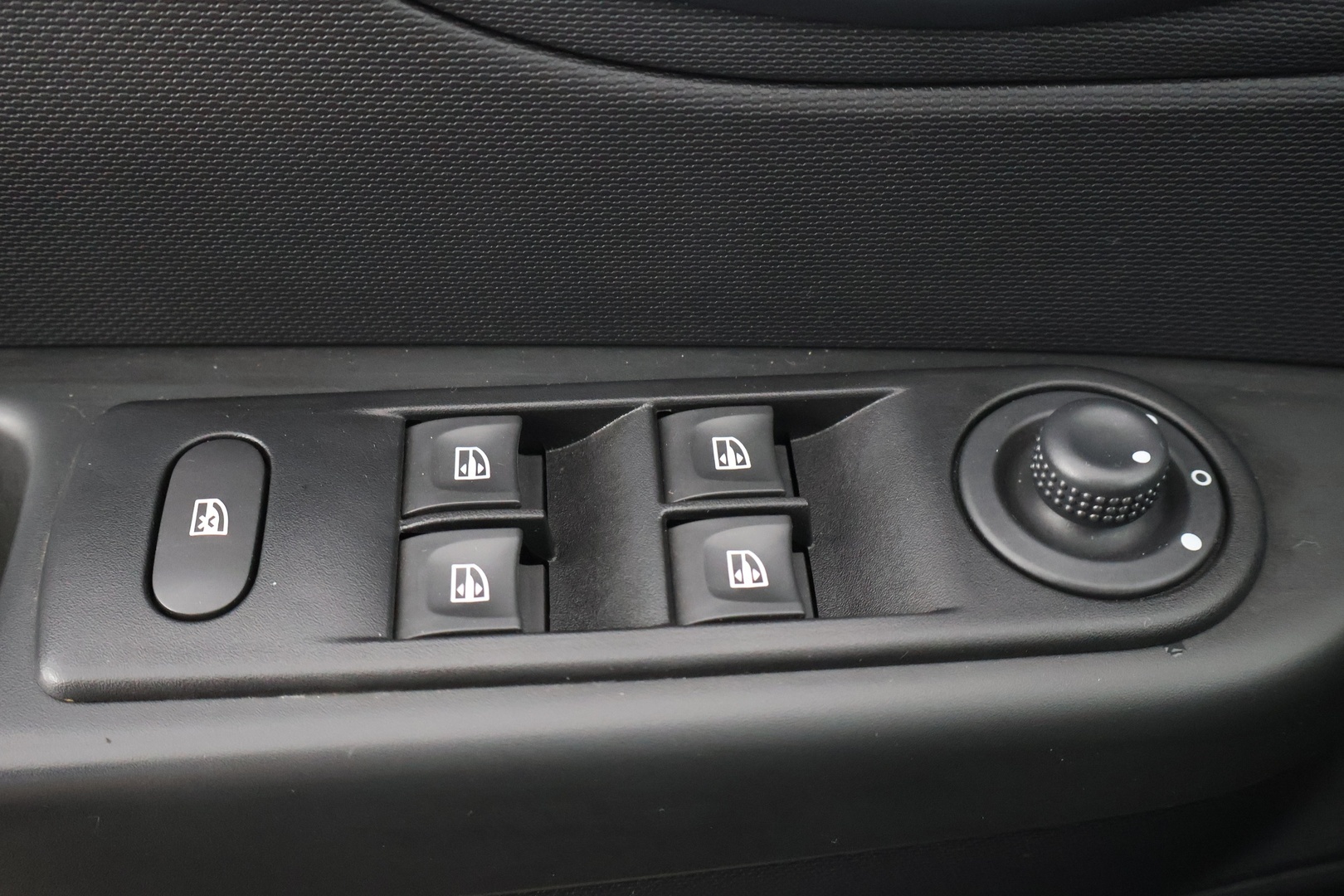 RENAULT Captur 2015