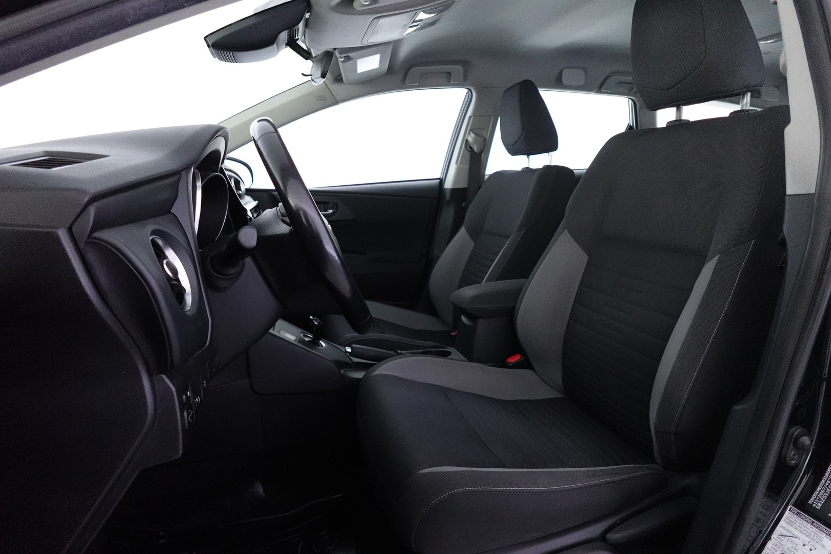 TOYOTA Auris 2017
