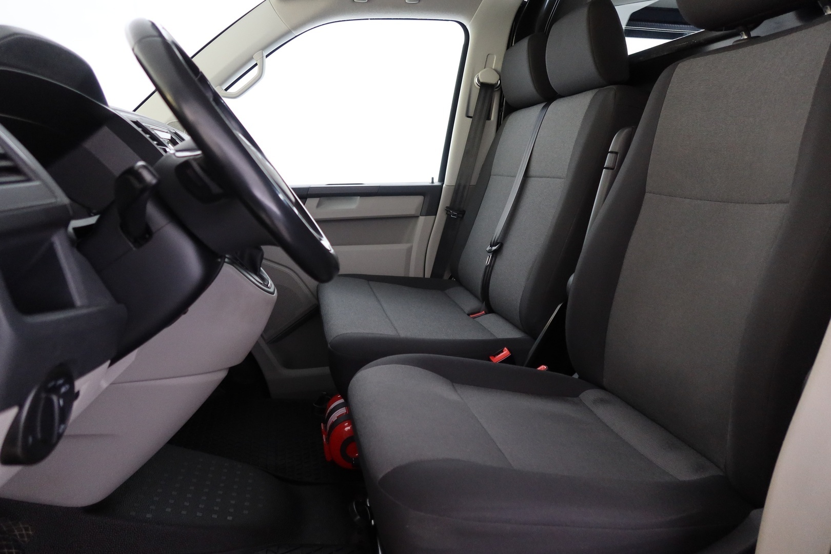 VOLKSWAGEN Transporter 2019