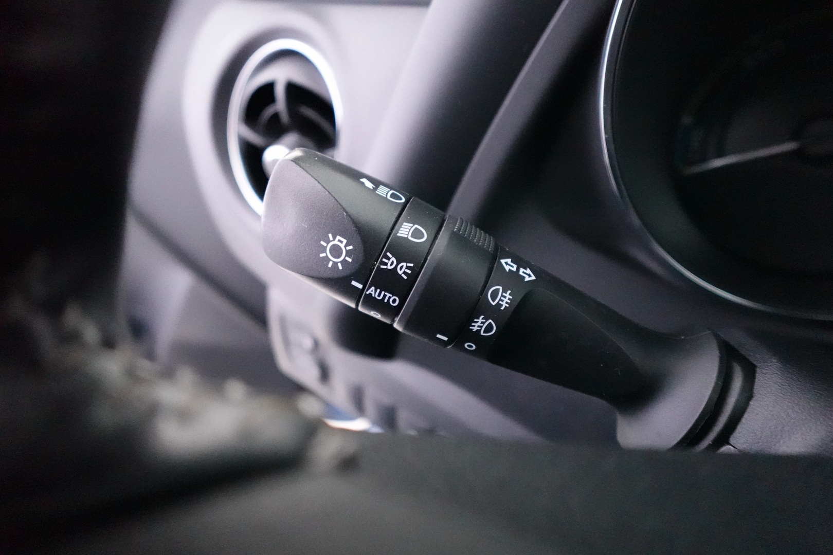 TOYOTA Auris 2019