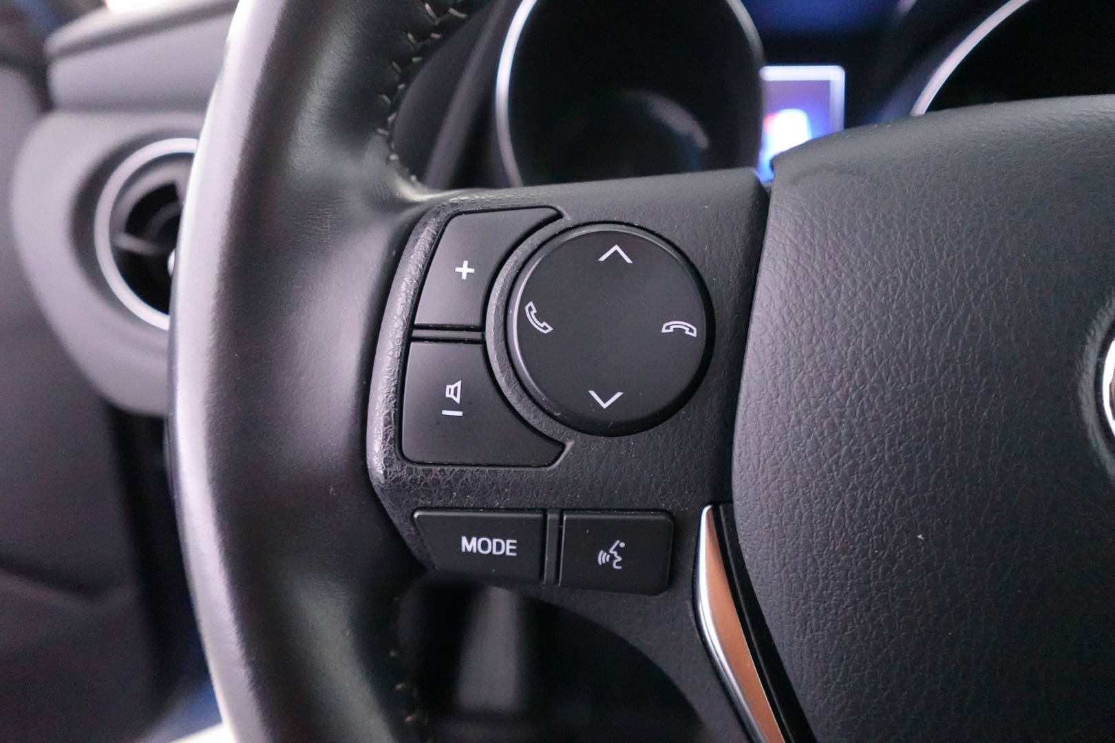 TOYOTA Auris 2019