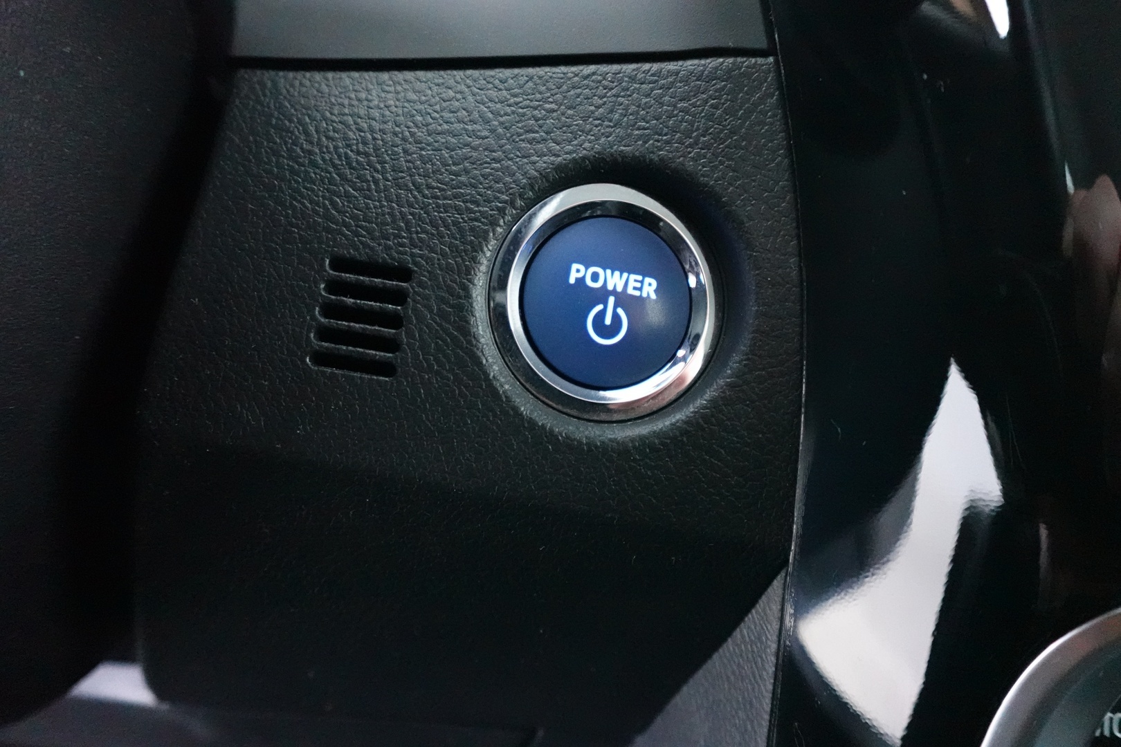 TOYOTA Auris 2019