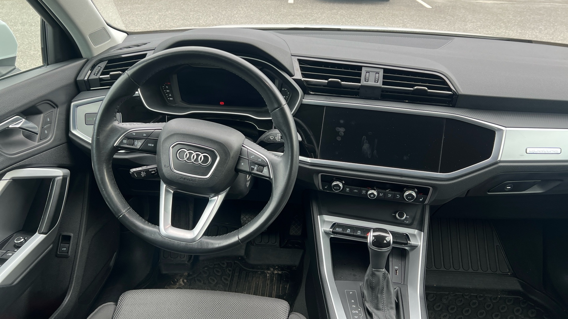 AUDI Q3 2019