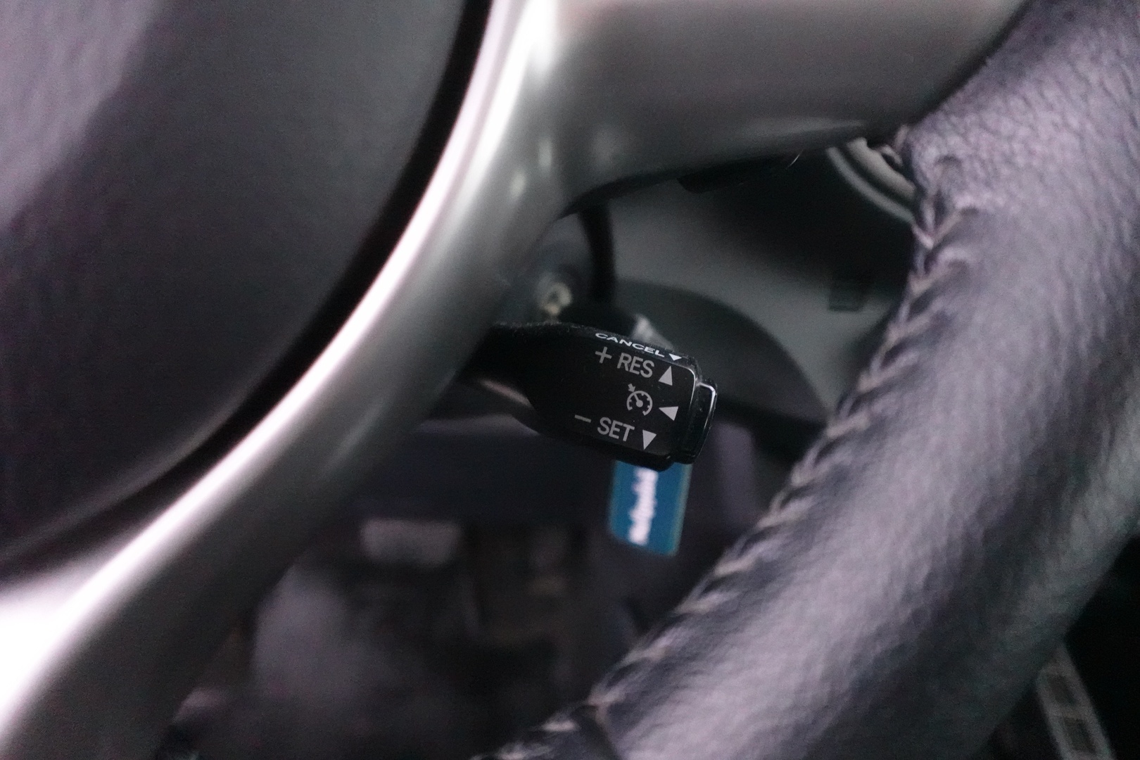 TOYOTA Yaris 2012