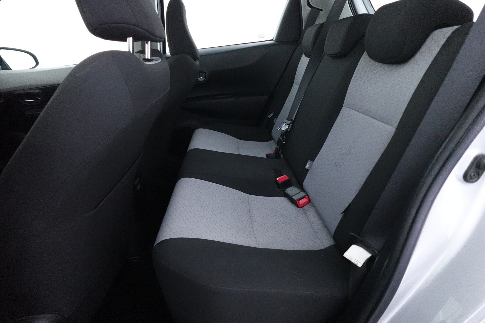 TOYOTA Yaris 2012