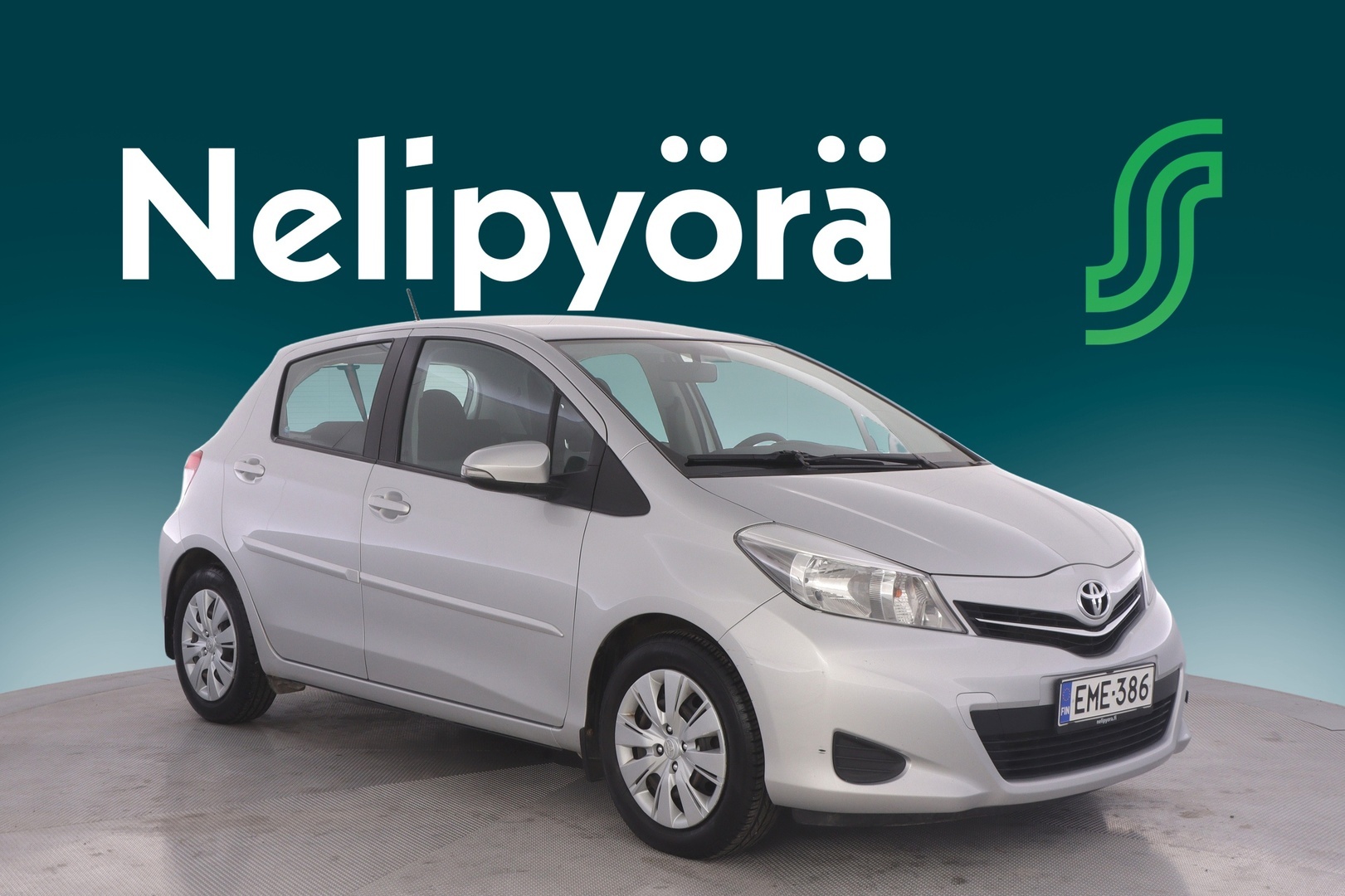 TOYOTA Yaris 2012