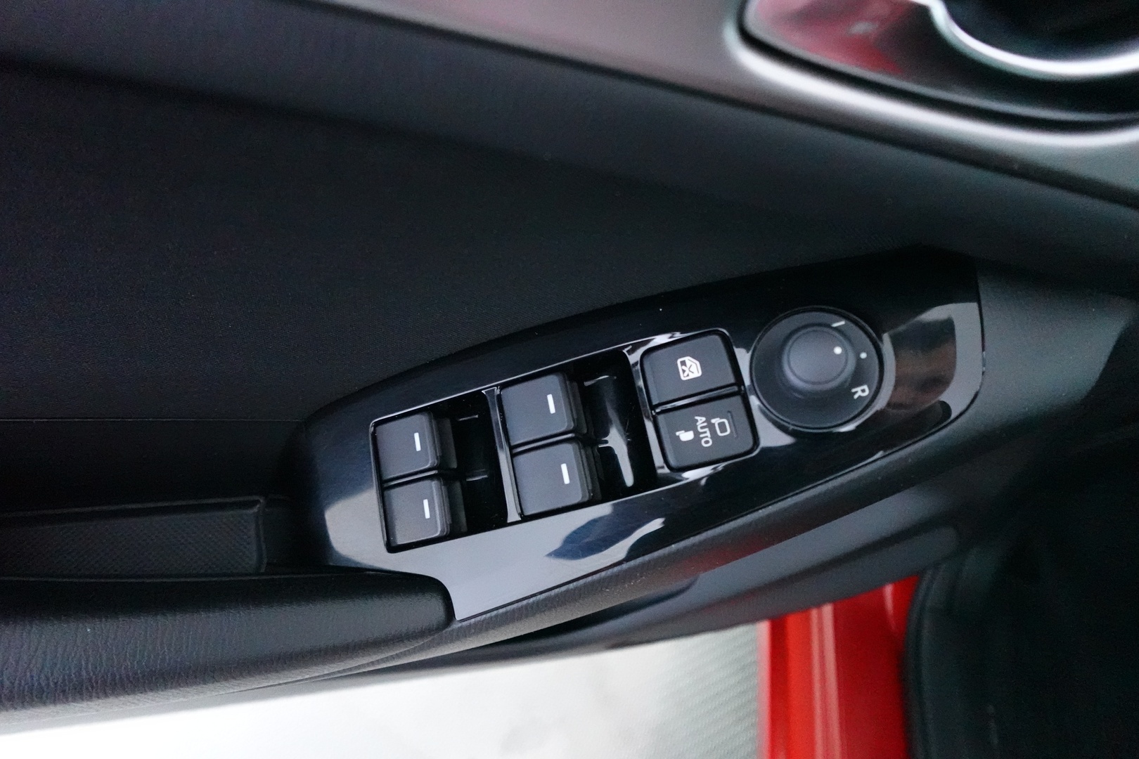MAZDA 3 2018