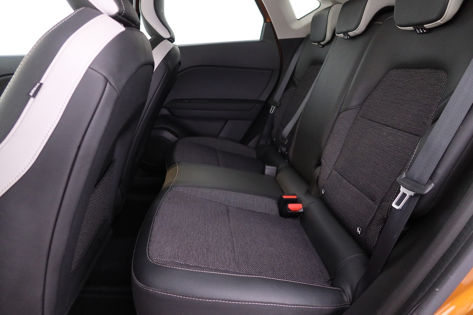 RENAULT Captur 2021