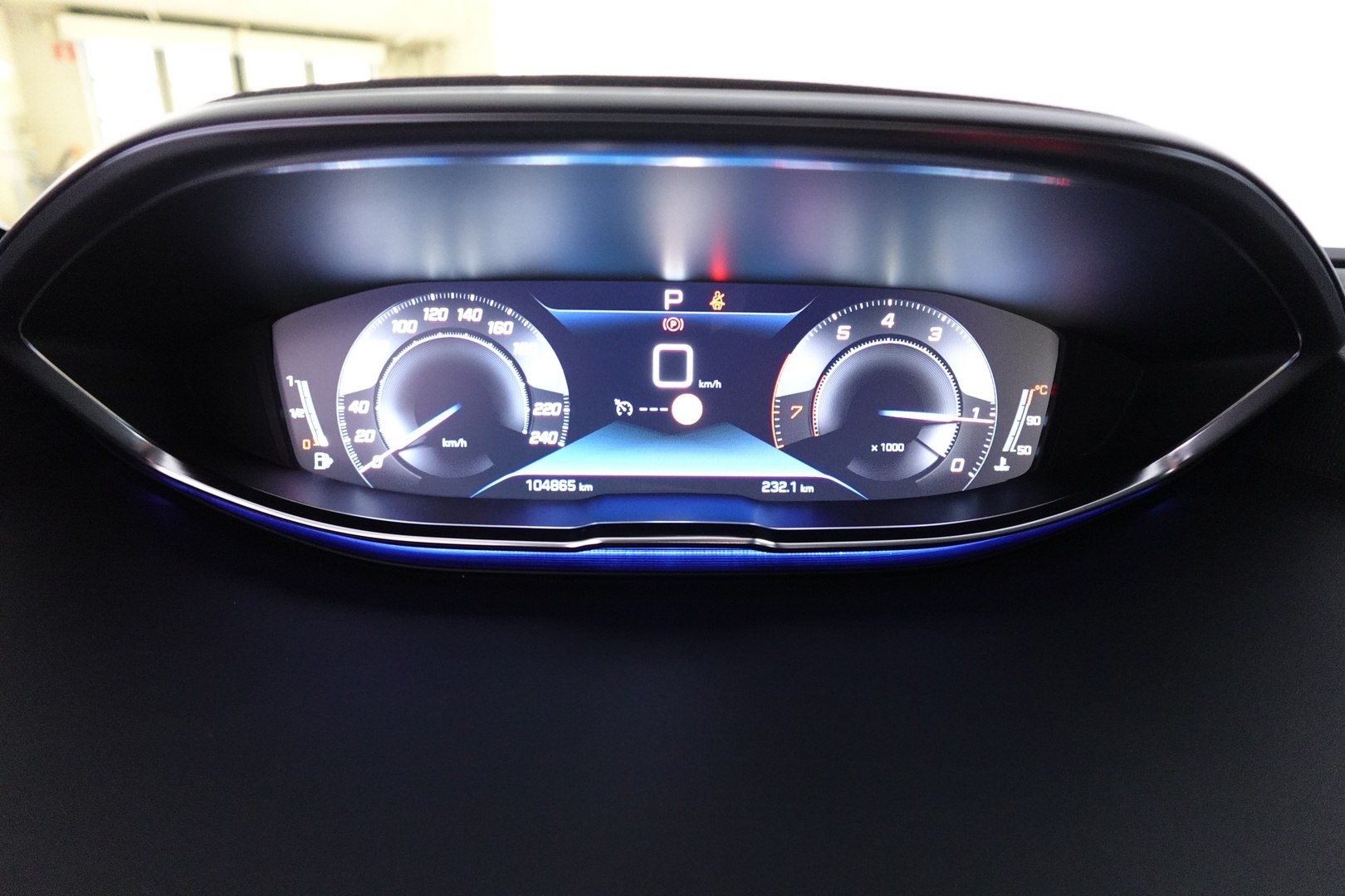 PEUGEOT 5008 2020