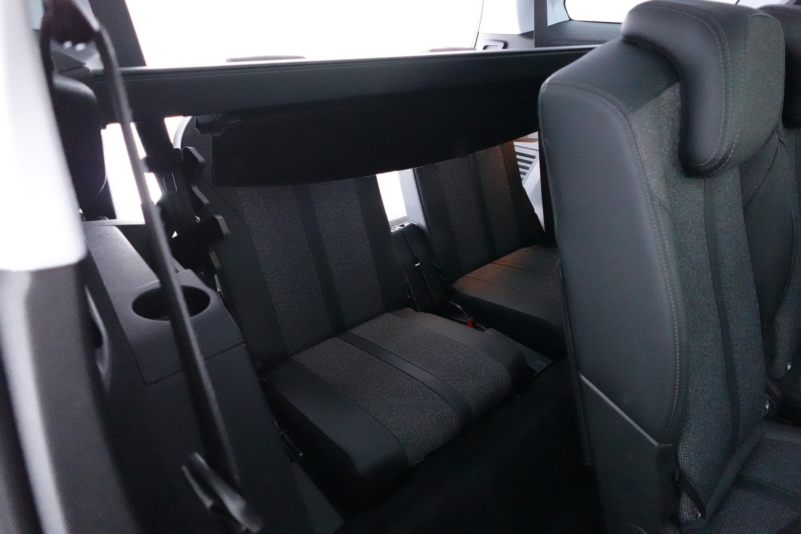PEUGEOT 5008 2020