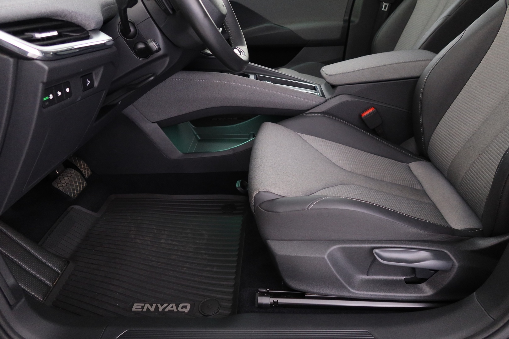SKODA Enyaq 2021