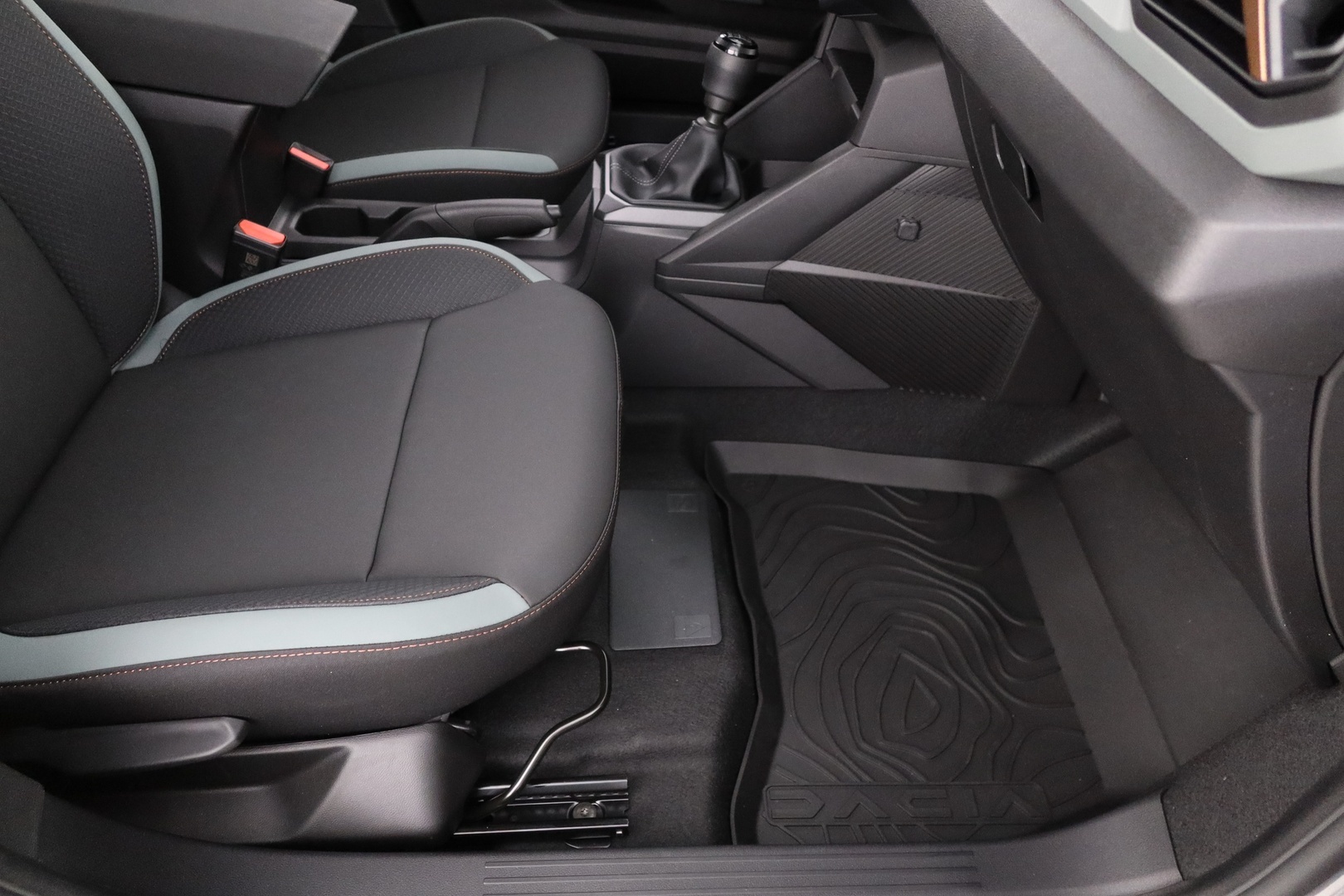 DACIA Duster 2025