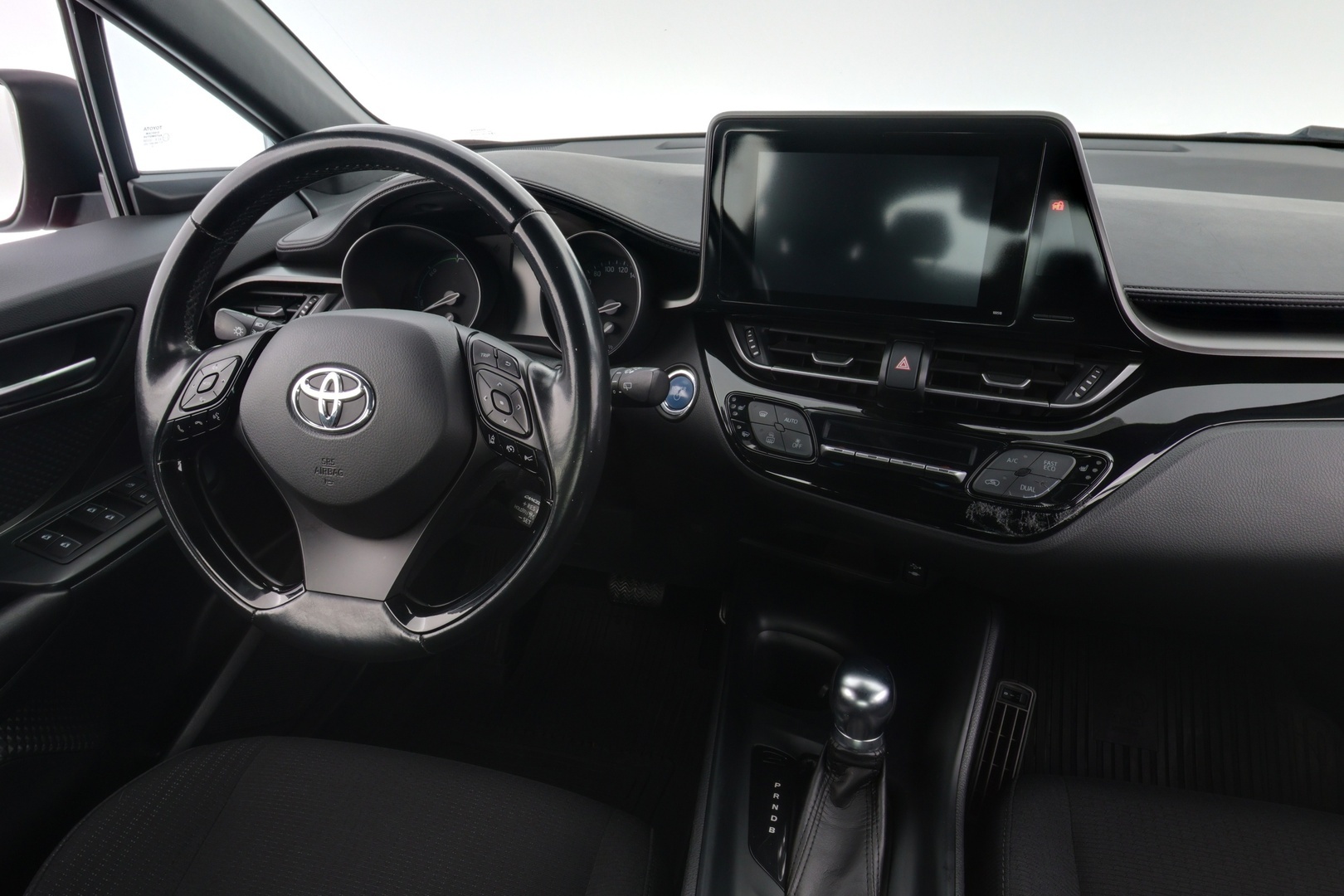 TOYOTA C-HR 2018