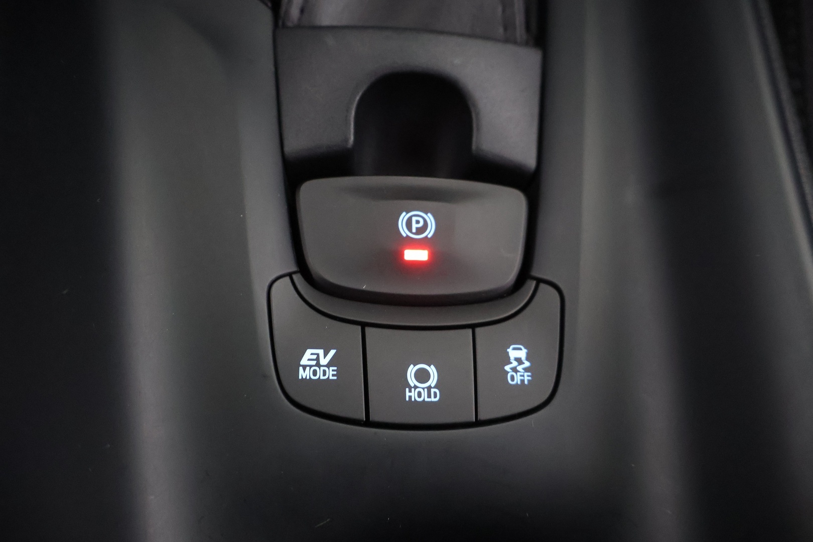 TOYOTA C-HR 2018
