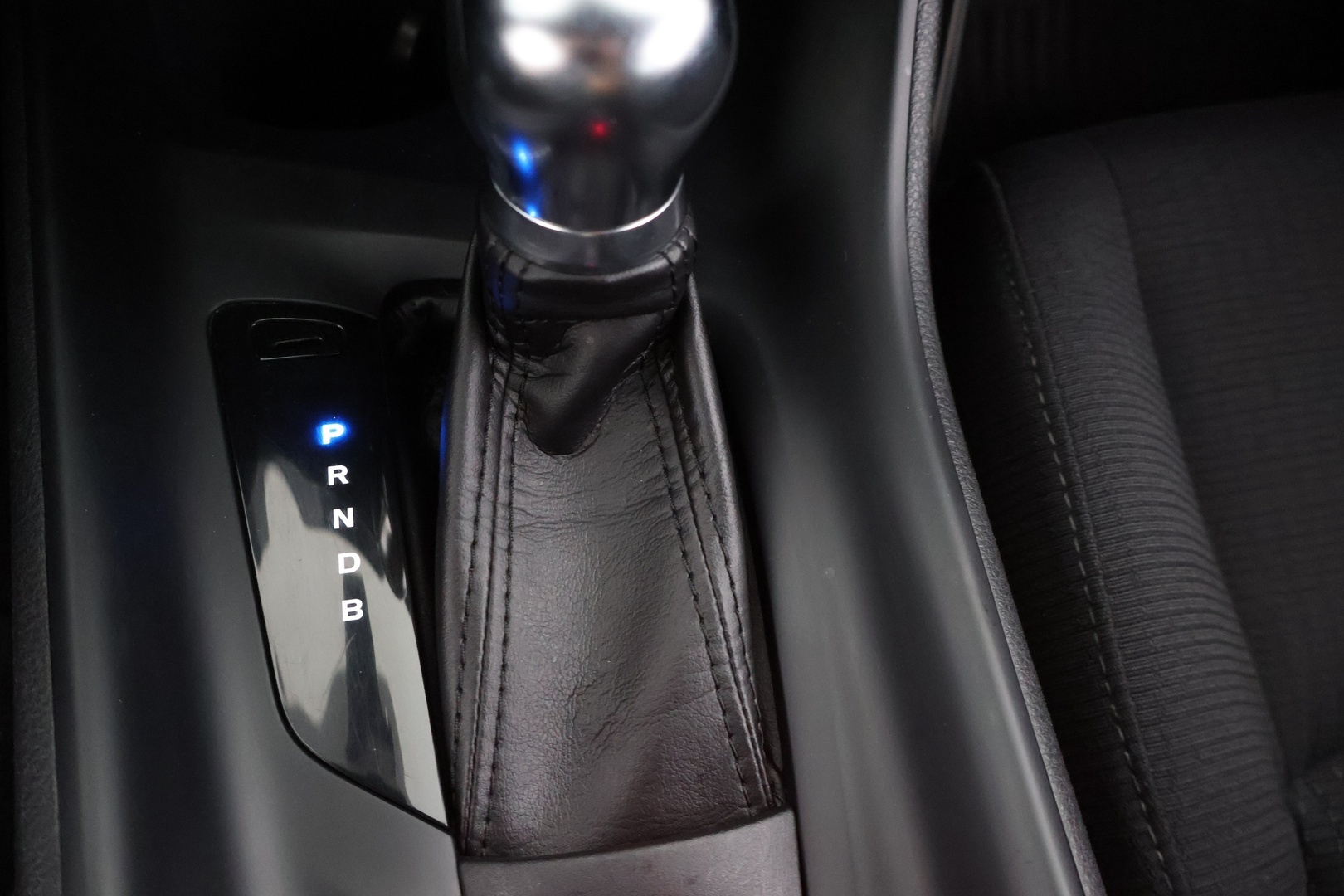 TOYOTA C-HR 2018