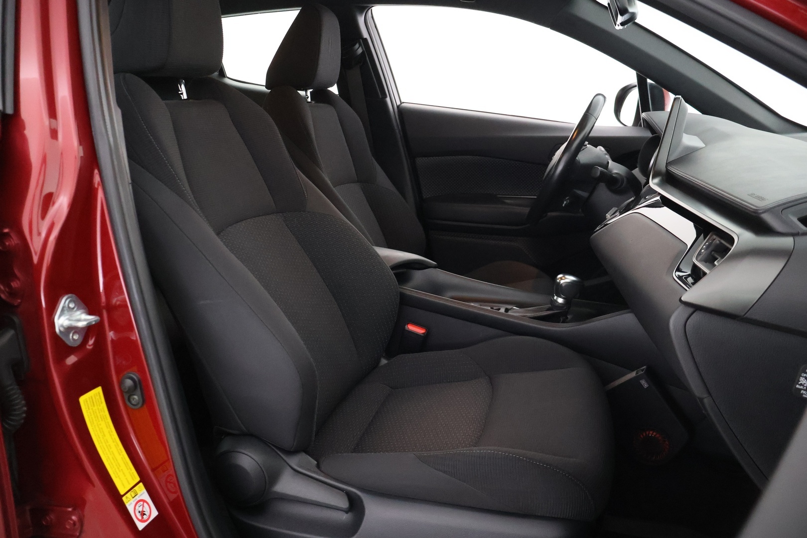 TOYOTA C-HR 2018
