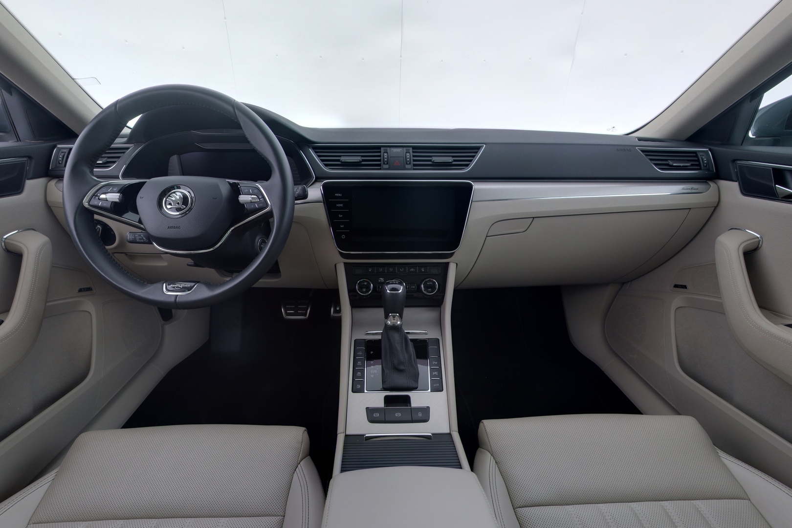 SKODA Superb 10