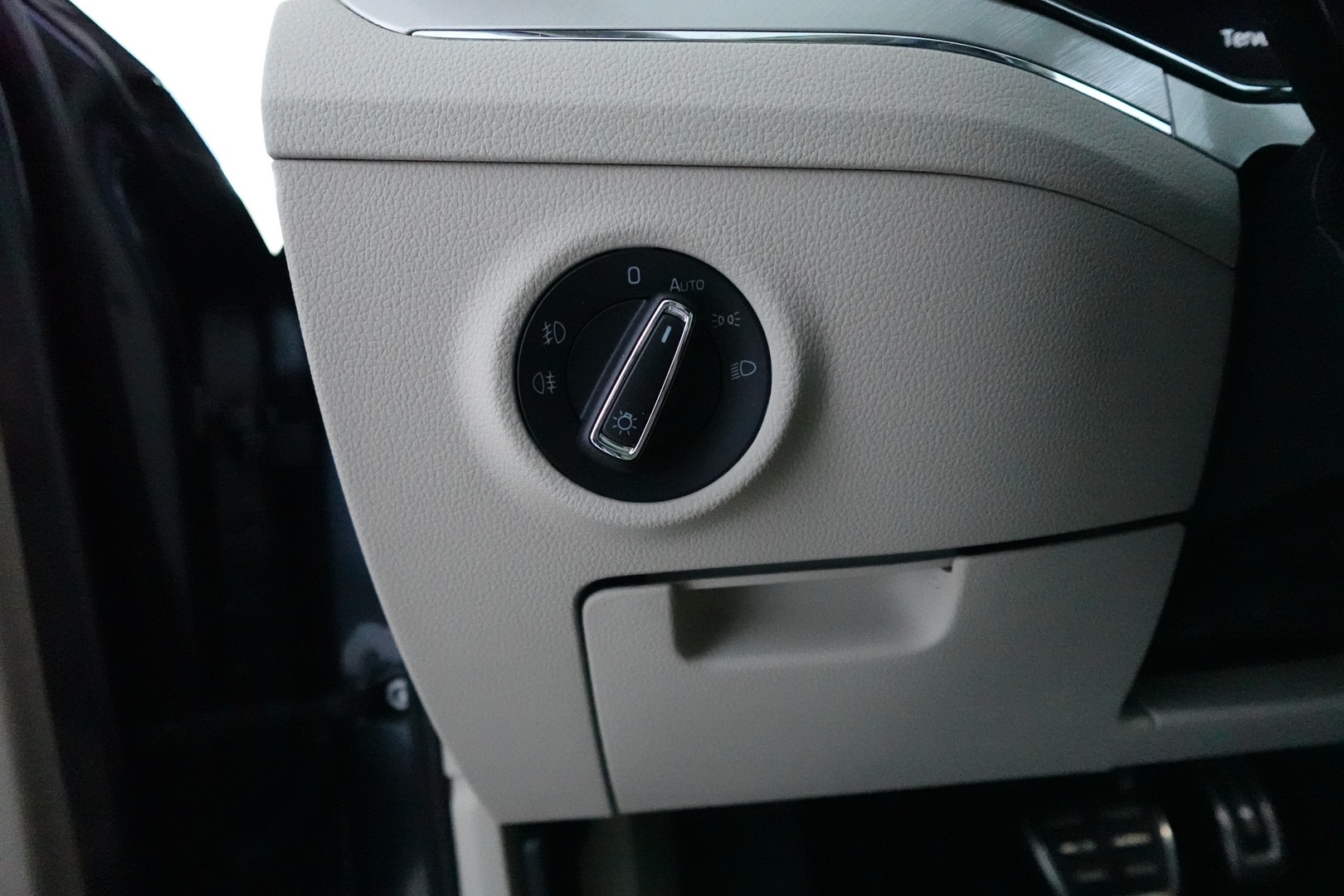 SKODA Superb 17