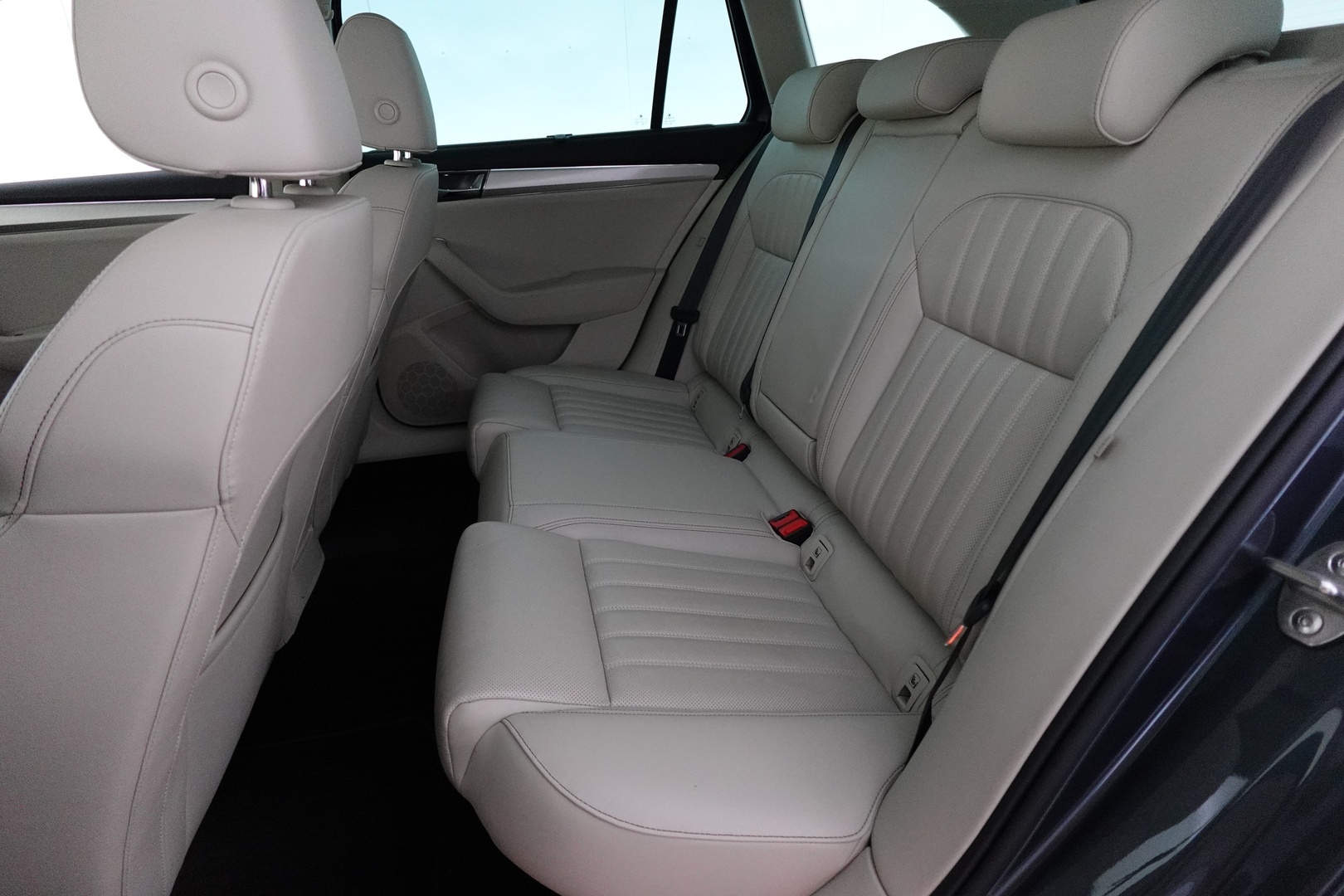 SKODA Superb 35