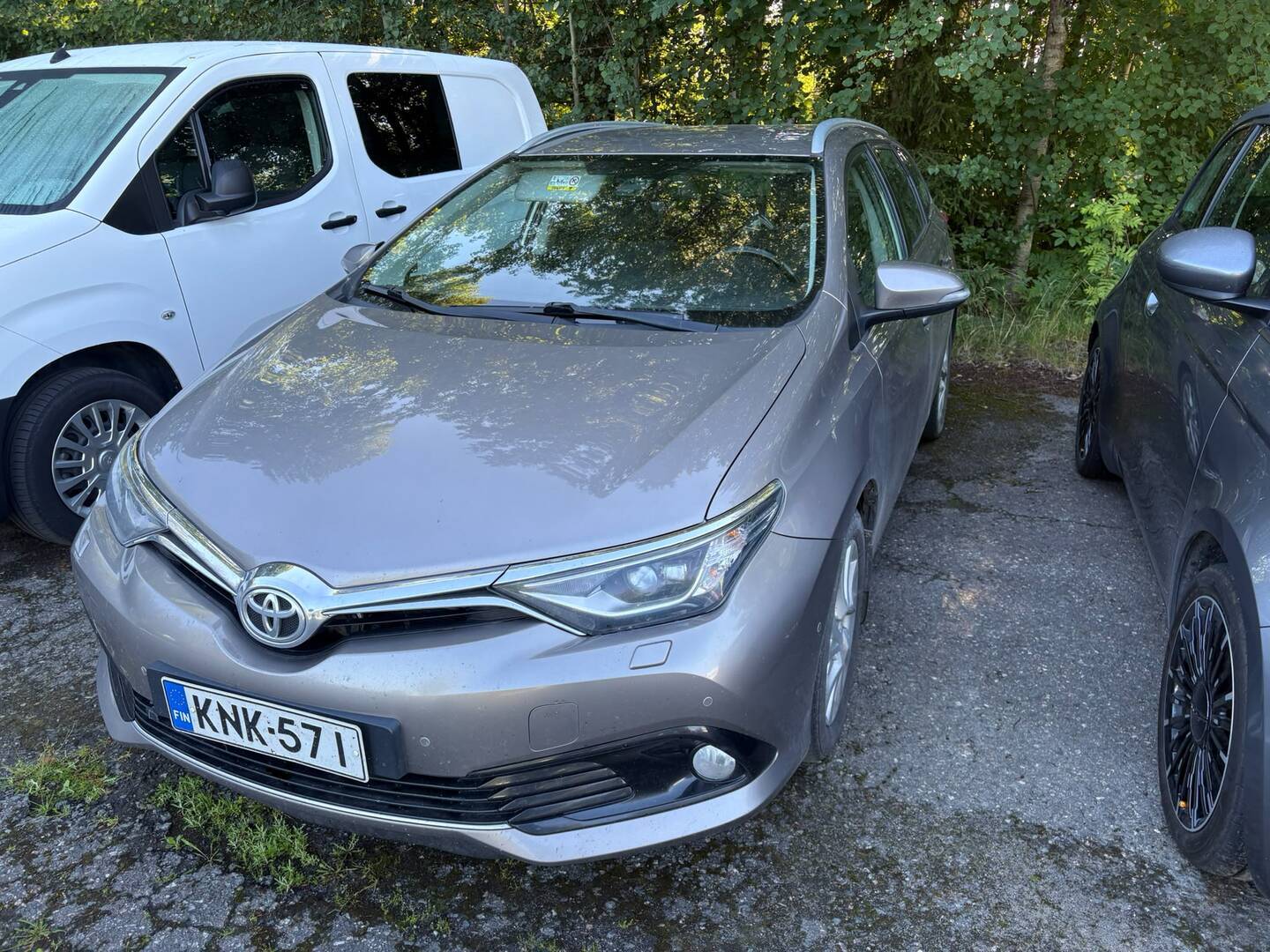 TOYOTA Auris 2016