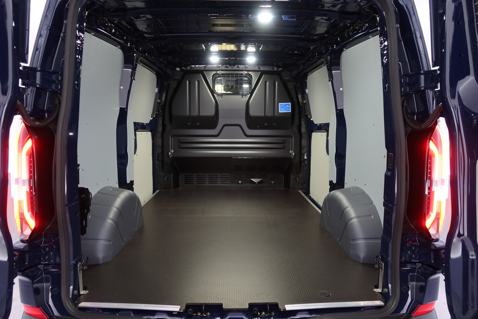 FORD TRANSIT CUSTOM 33