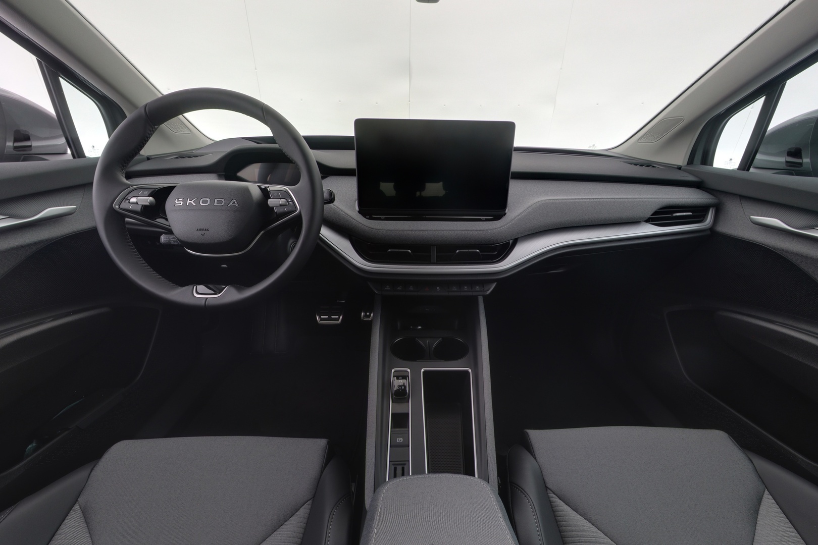 SKODA Enyaq 10