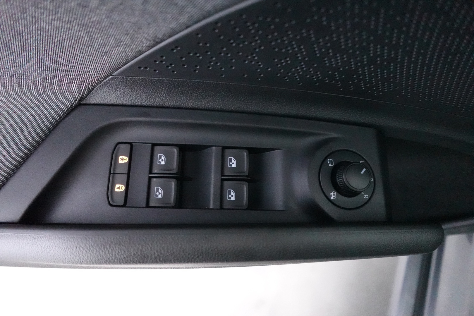 SKODA Enyaq 15