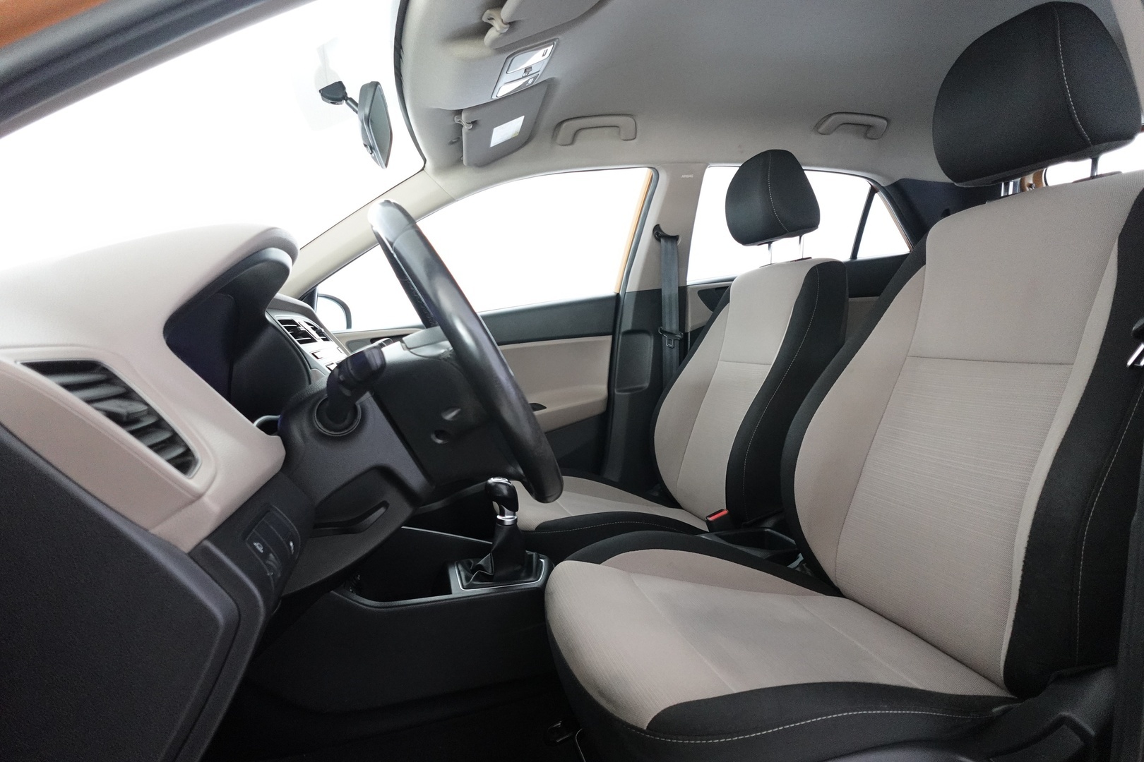HYUNDAI i20 5d 2016