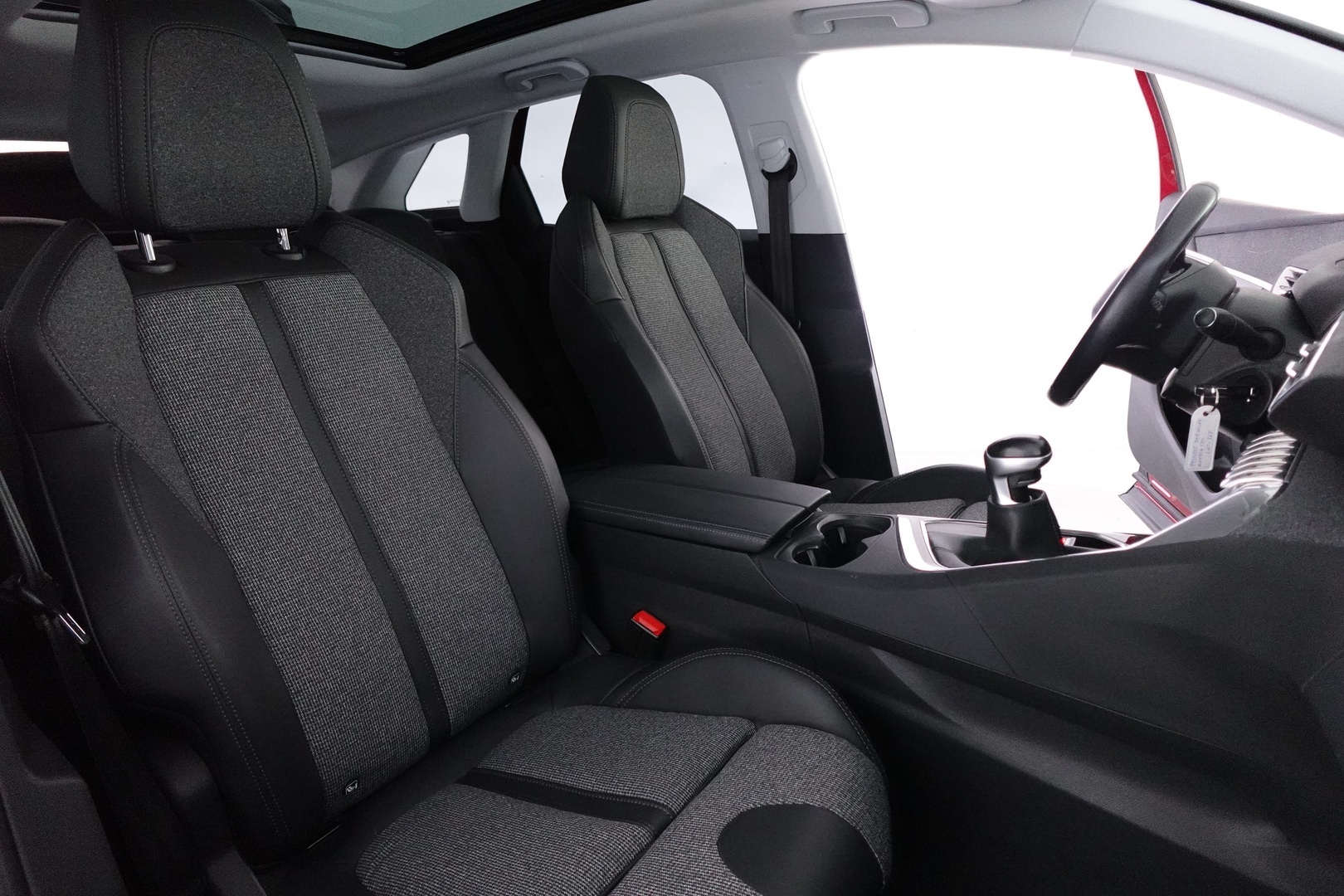 PEUGEOT 3008 2017