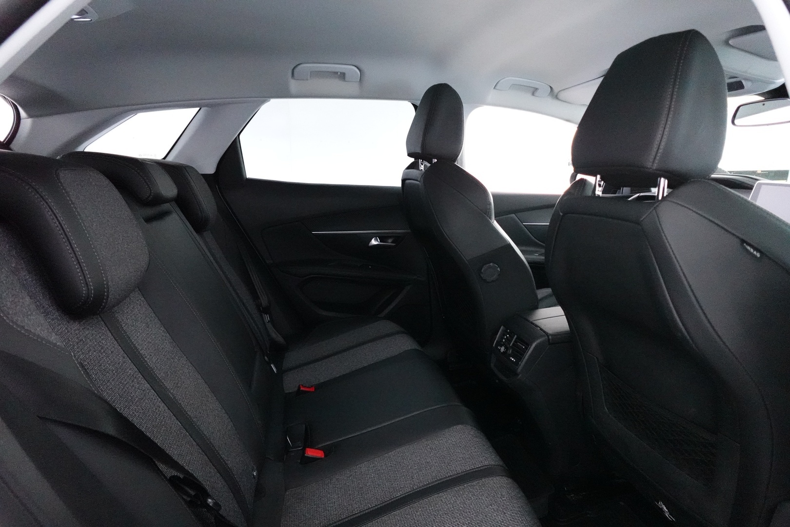 PEUGEOT 3008 31