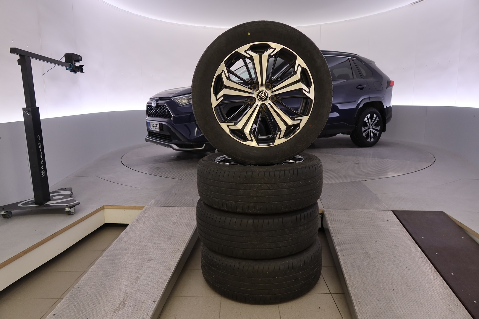 TOYOTA RAV4 Plug-in 2021