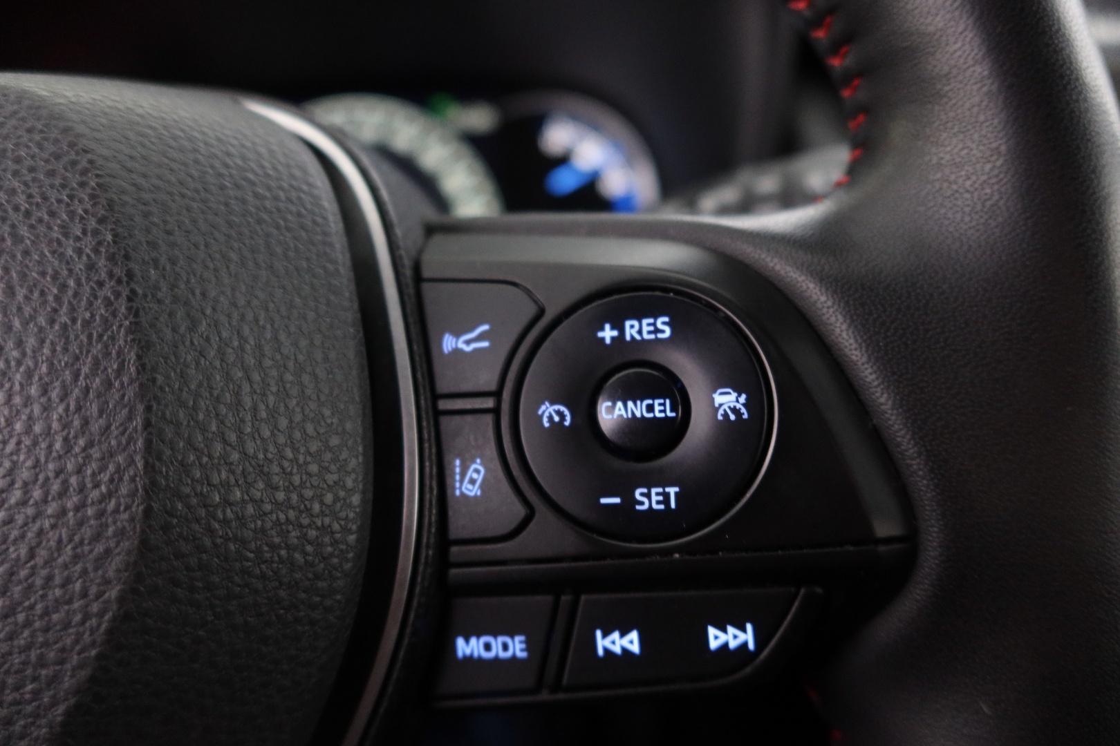 TOYOTA RAV4 Plug-in 2021