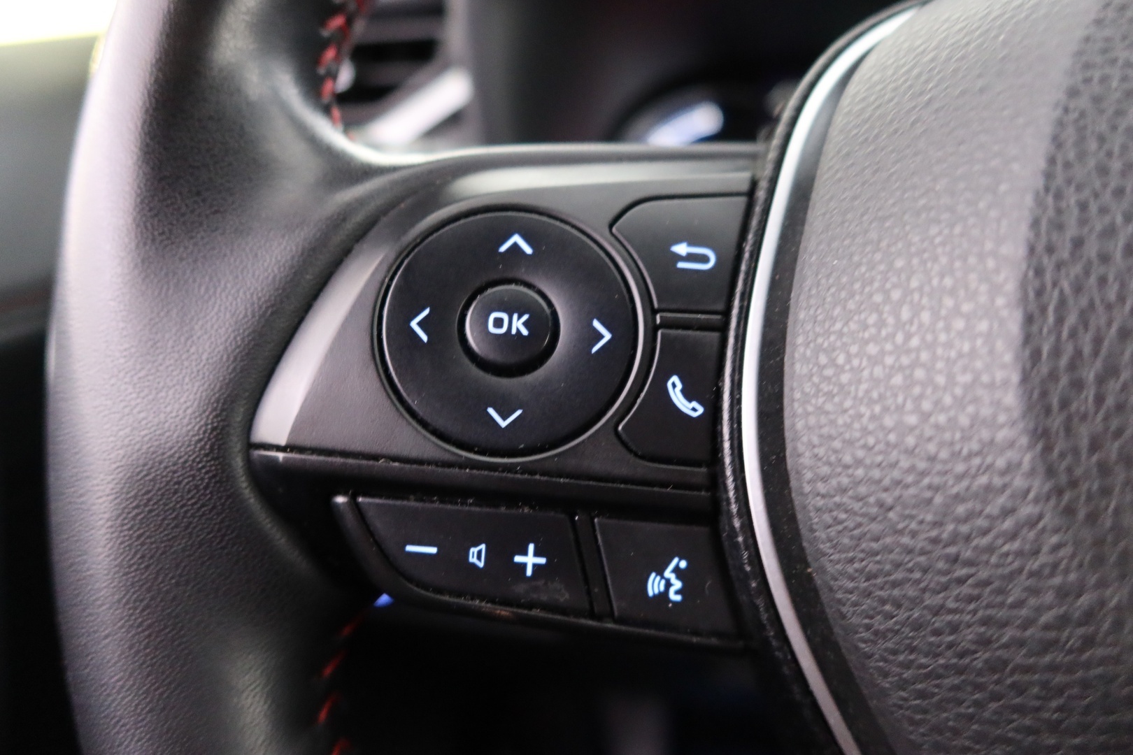 TOYOTA RAV4 Plug-in 2021