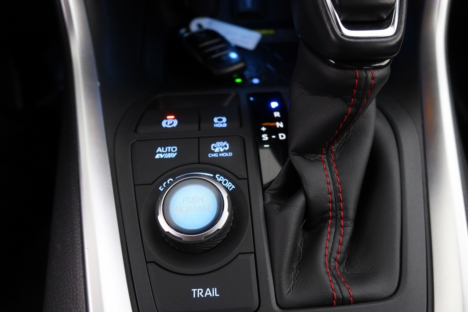 TOYOTA RAV4 Plug-in 2021