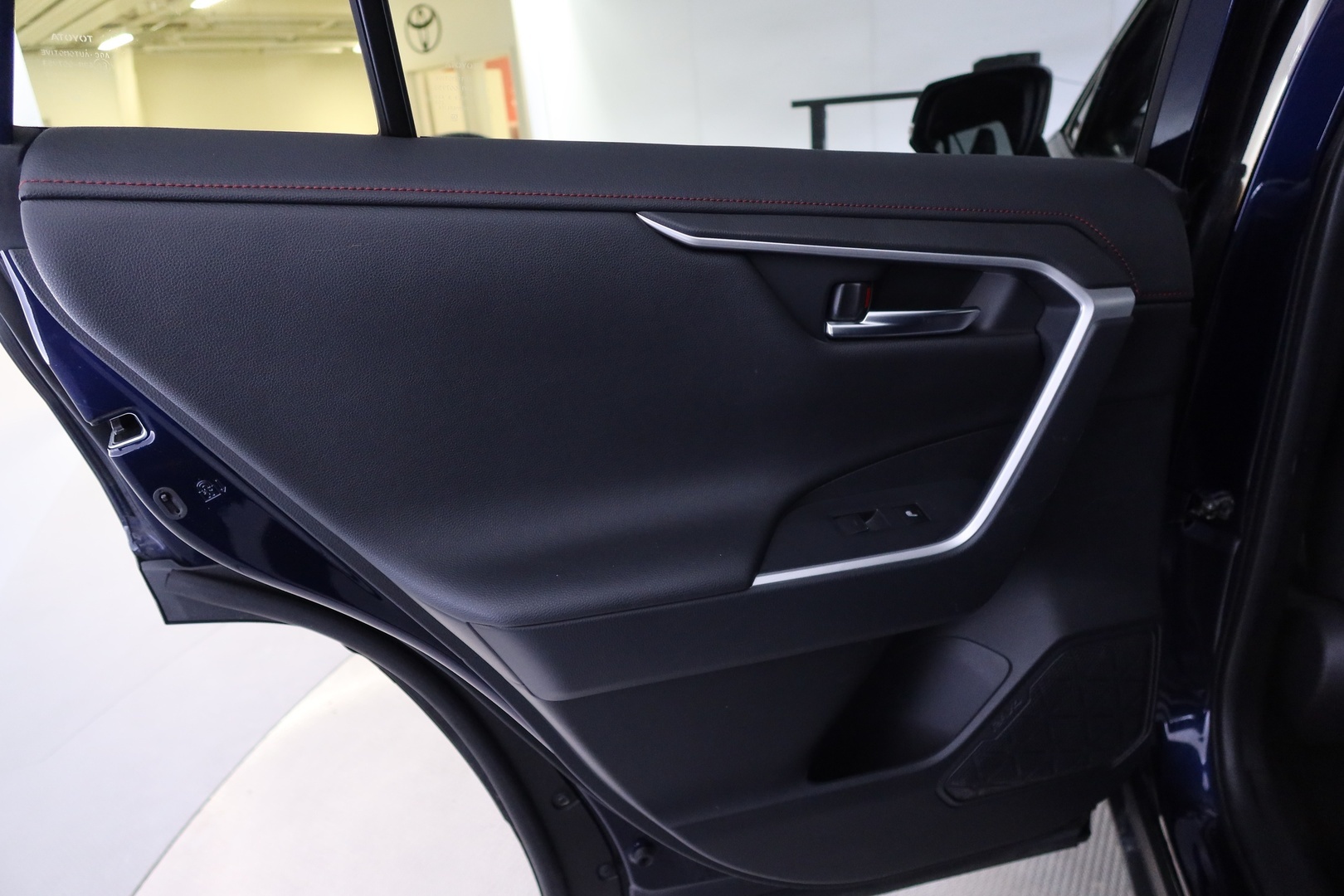 TOYOTA RAV4 Plug-in 2021