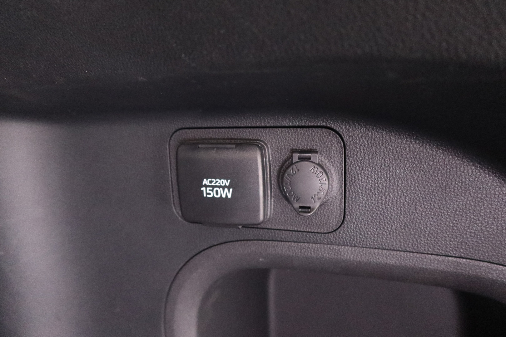 TOYOTA RAV4 Plug-in 2021