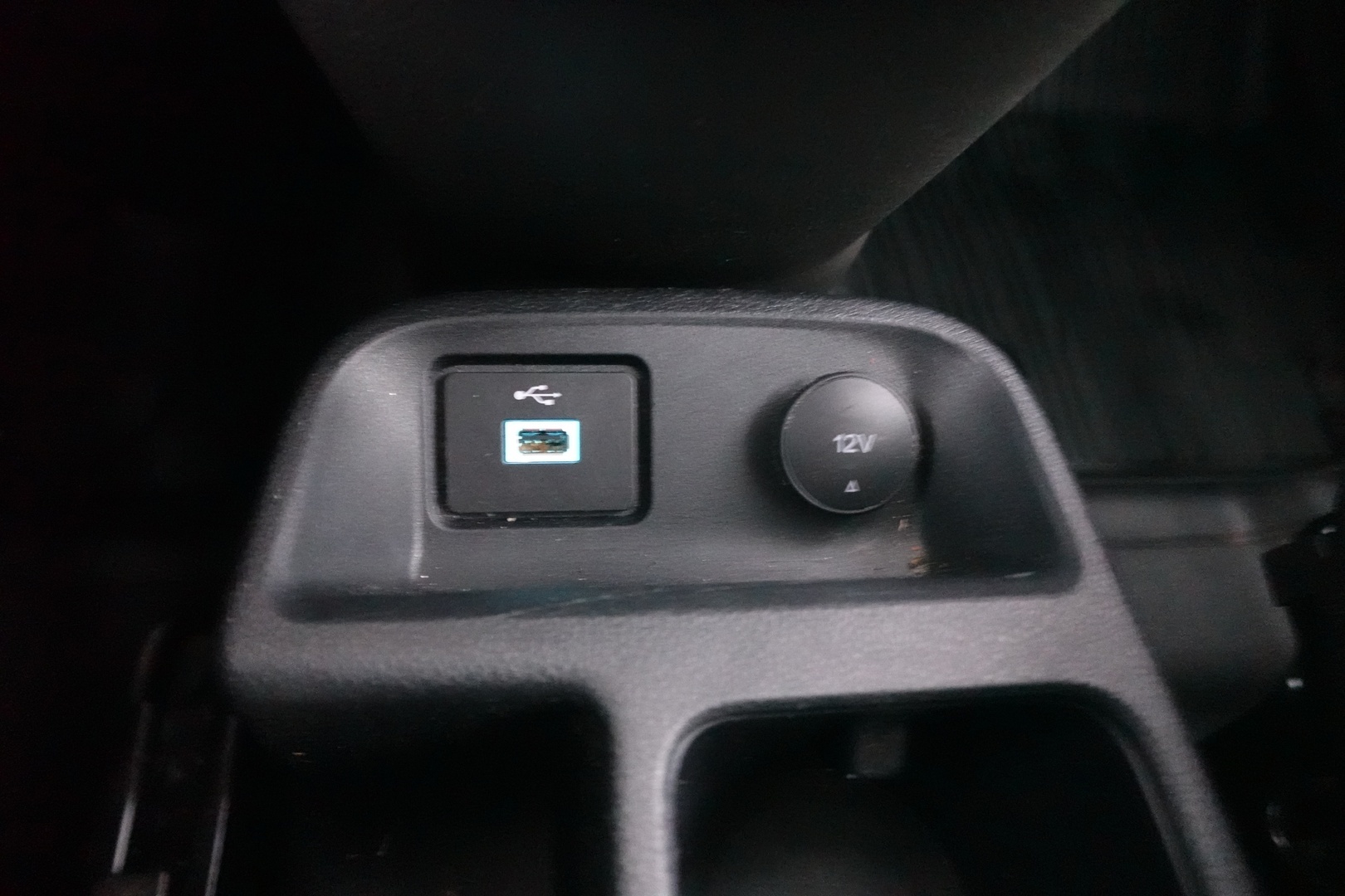 FORD Transit Connect 26