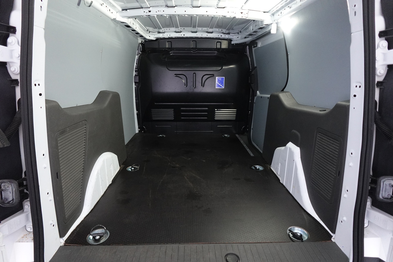 FORD Transit Connect 29