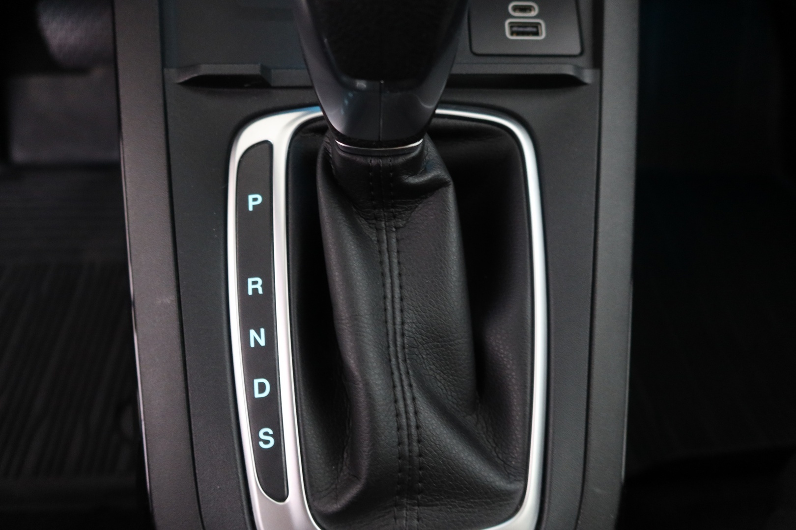 FORD Puma 2025