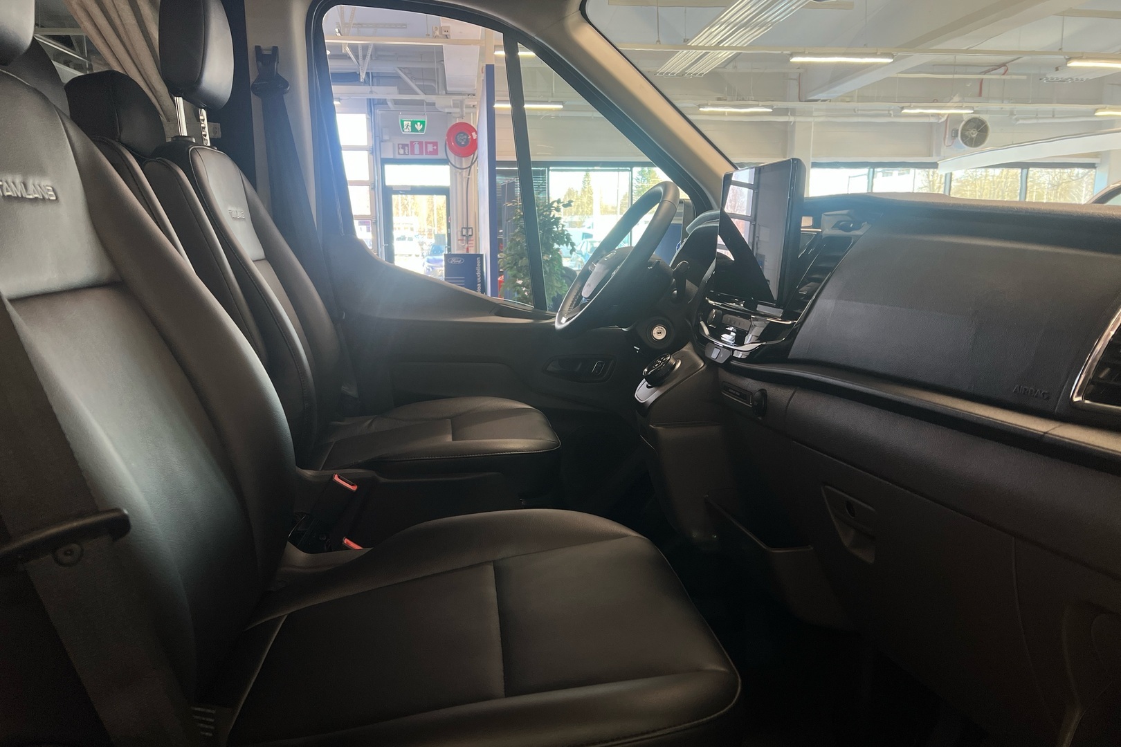 FORD TRANSIT 2026