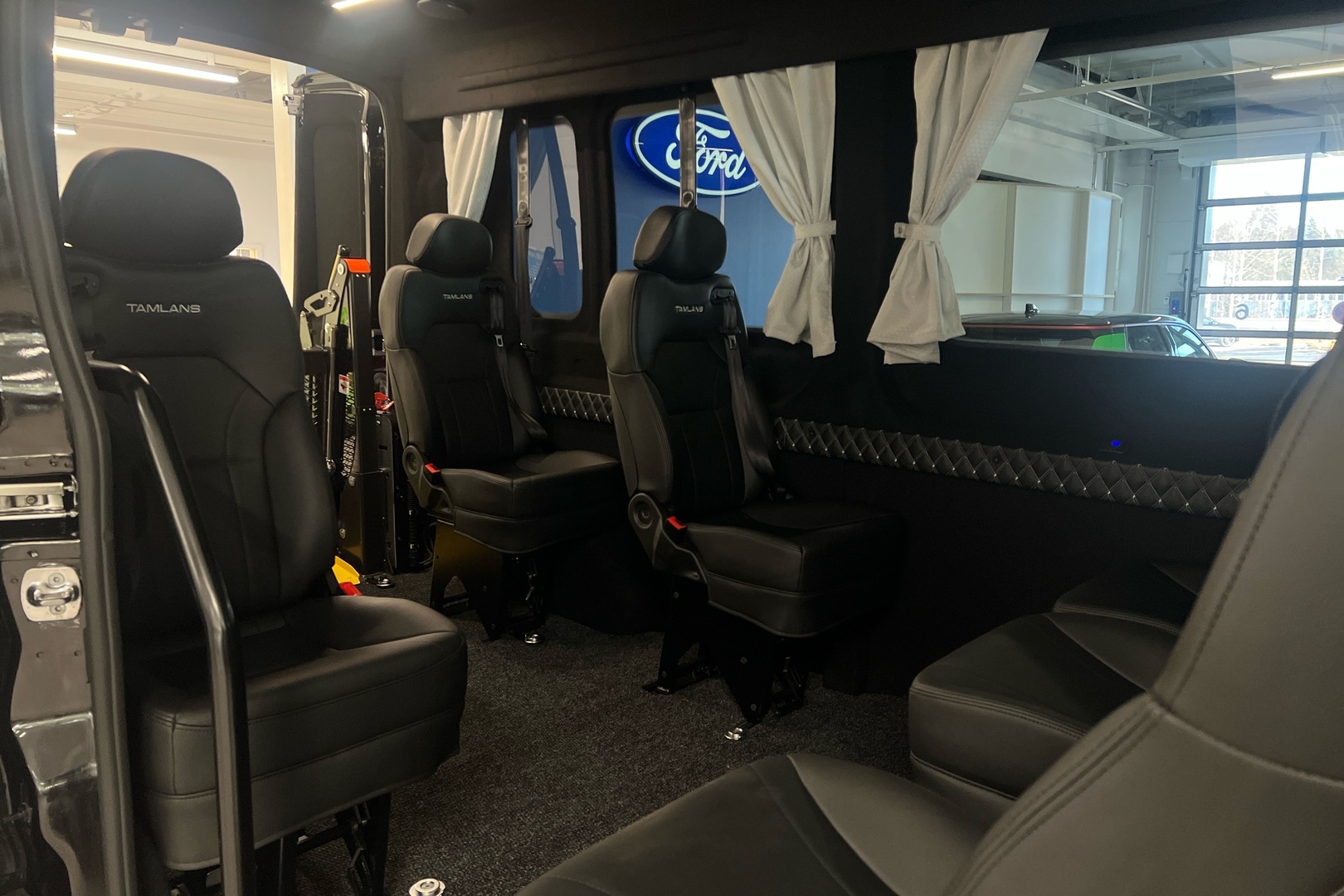 FORD TRANSIT 2026