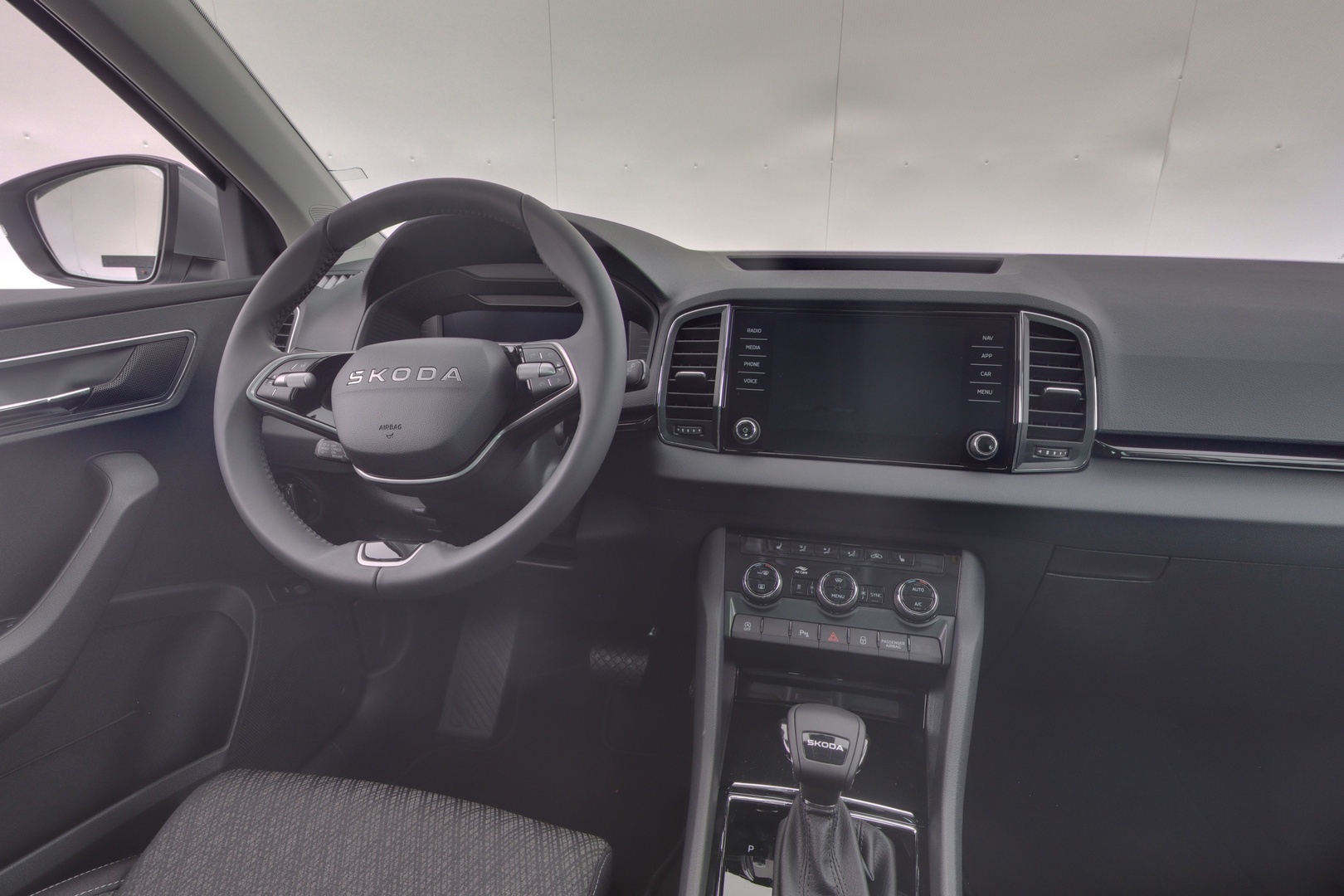 SKODA Karoq 2027