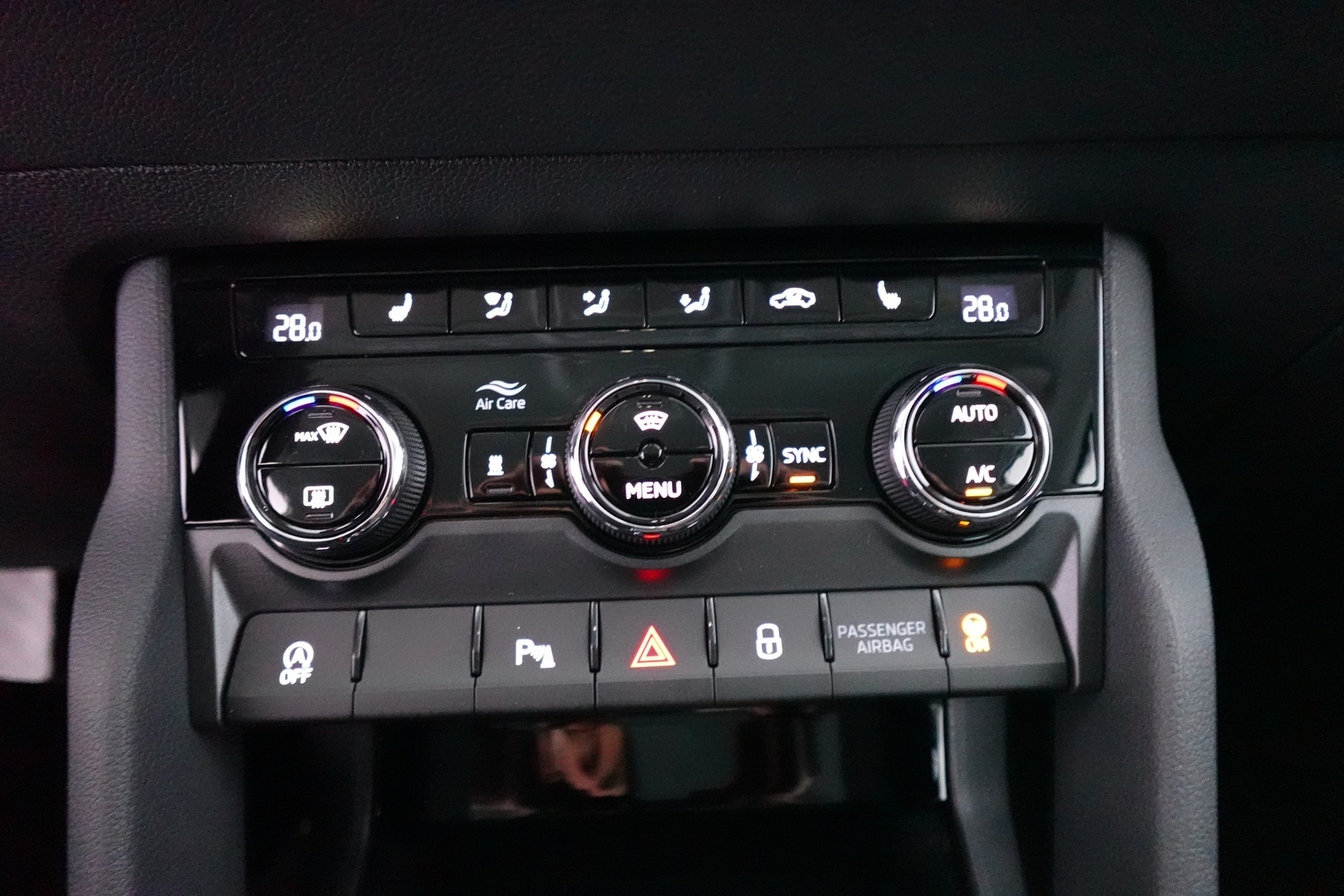 SKODA Karoq 2027