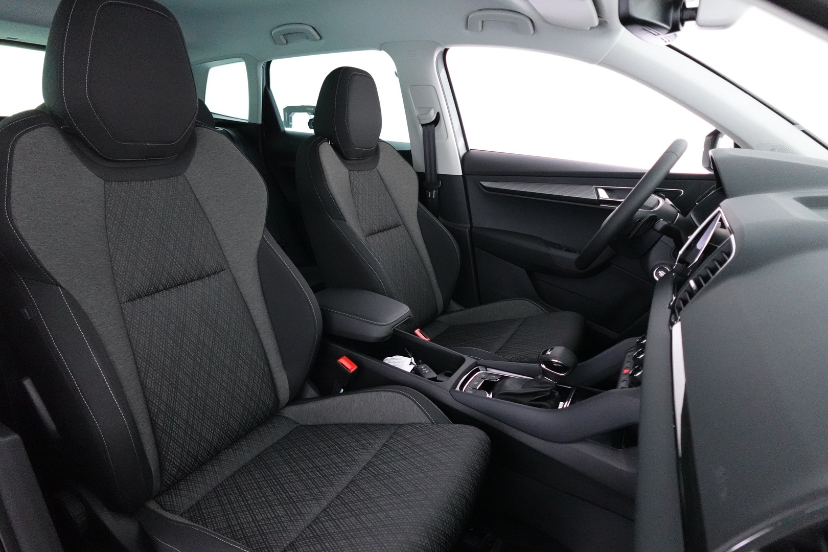 SKODA Karoq 2027