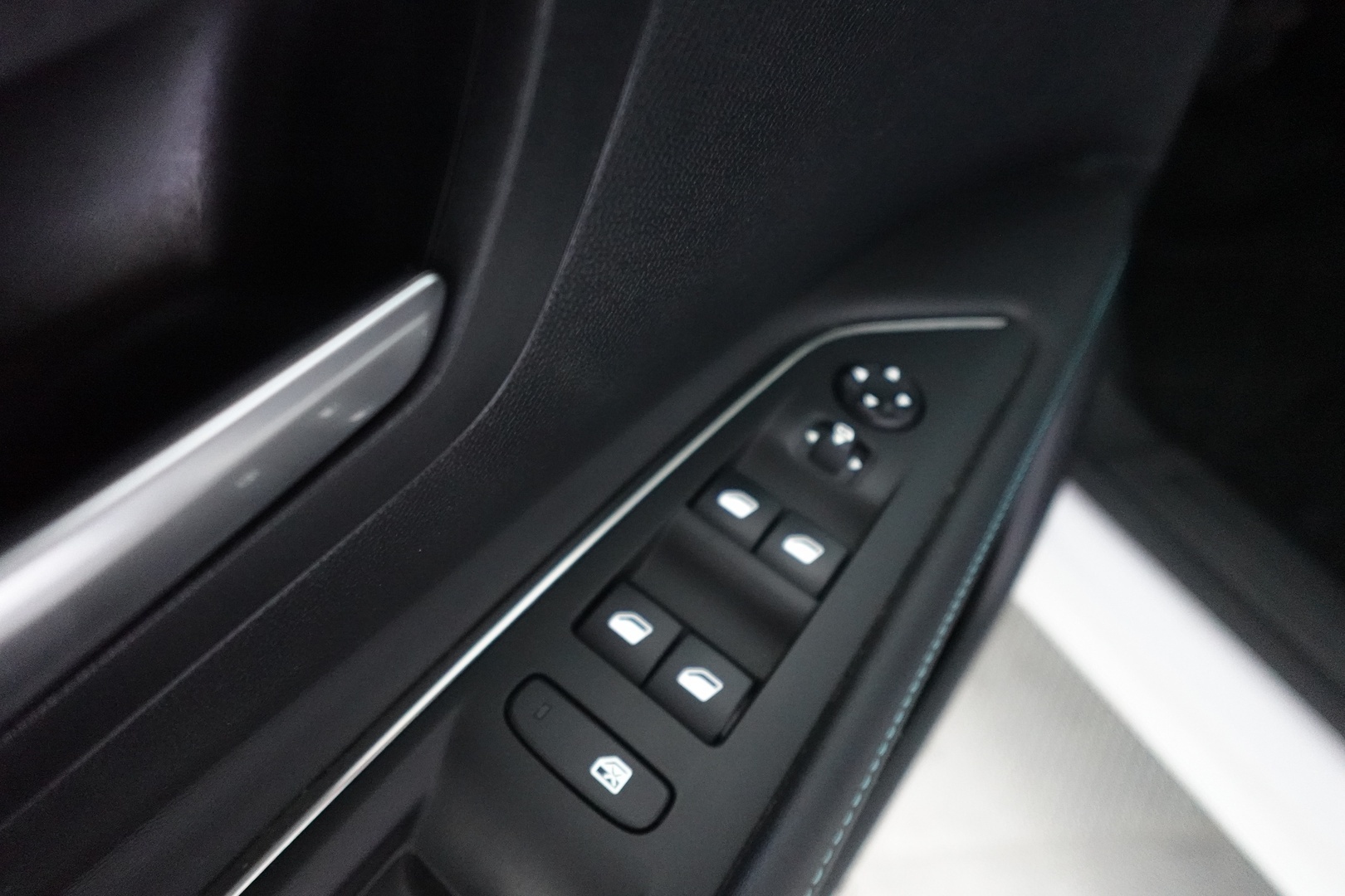 PEUGEOT 3008 2021
